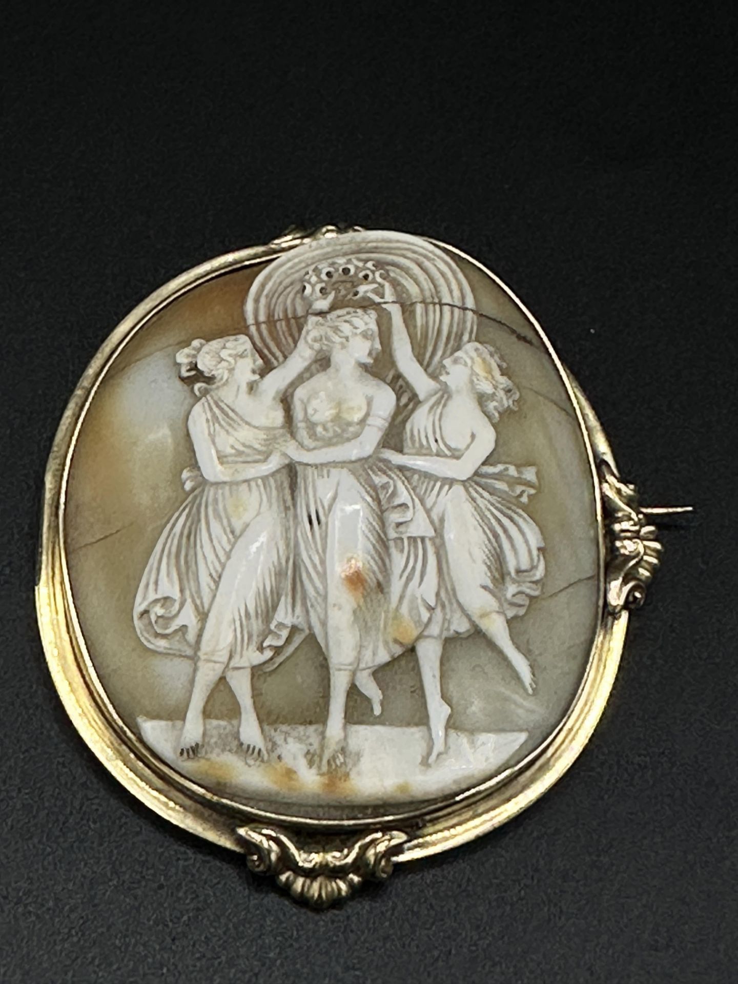 Three gold mounted cameo brooches - Image 2 of 7