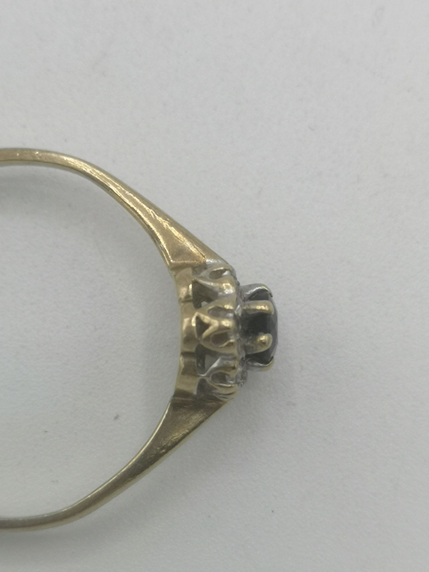 Eight 9ct gold rings - Image 8 of 27
