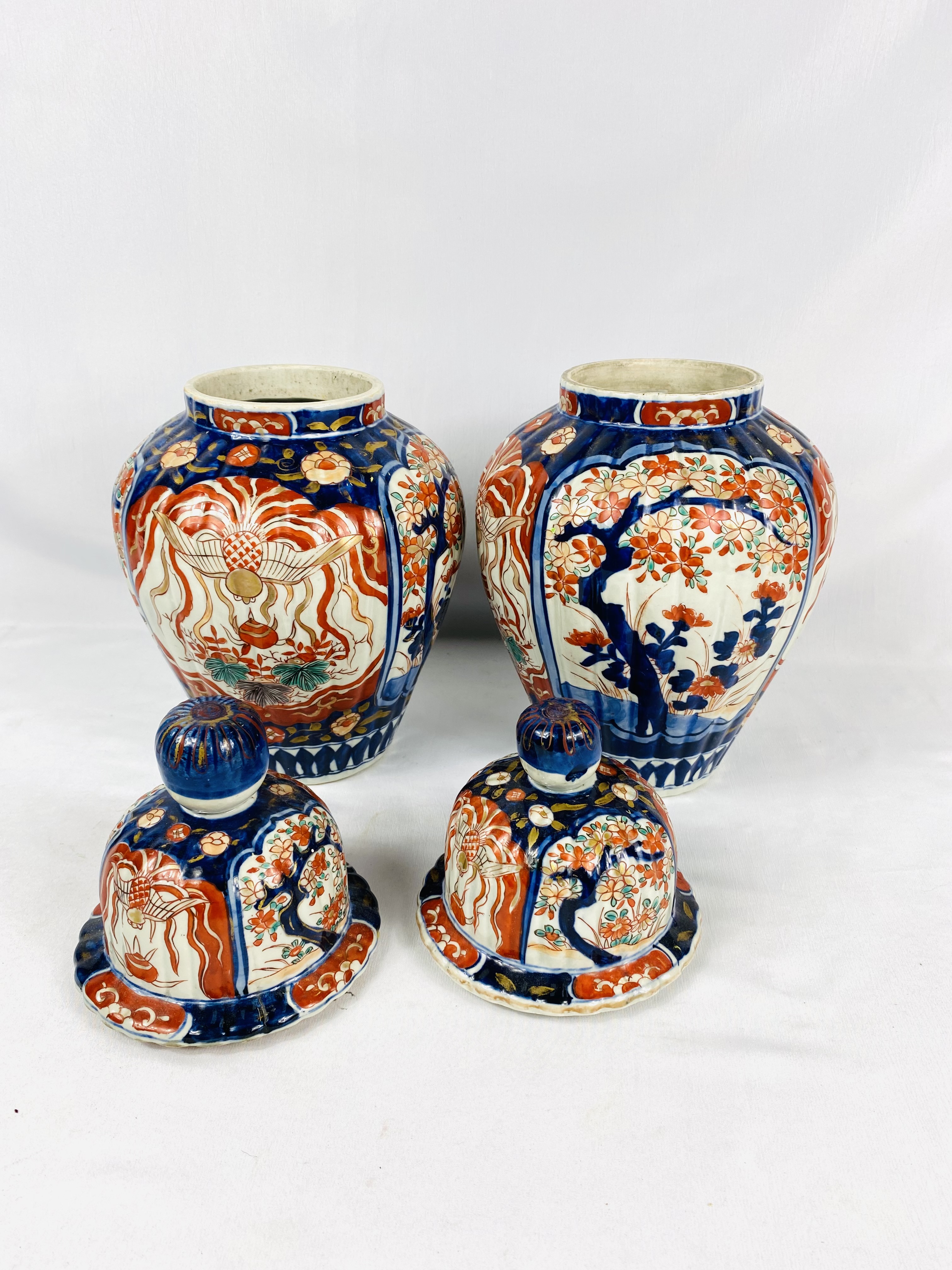 Two Japanese Imari lidded jars - Image 5 of 5