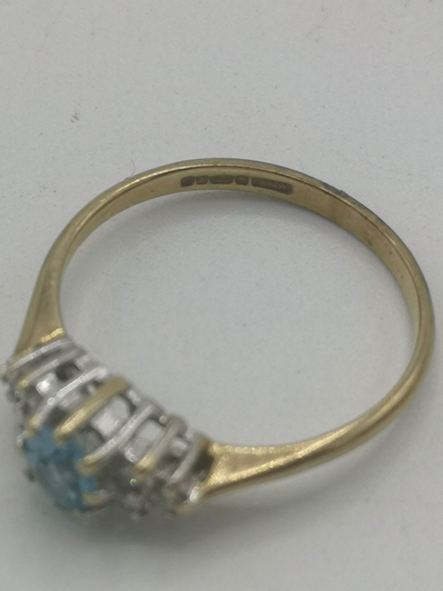 Eight 9ct gold rings - Image 27 of 27