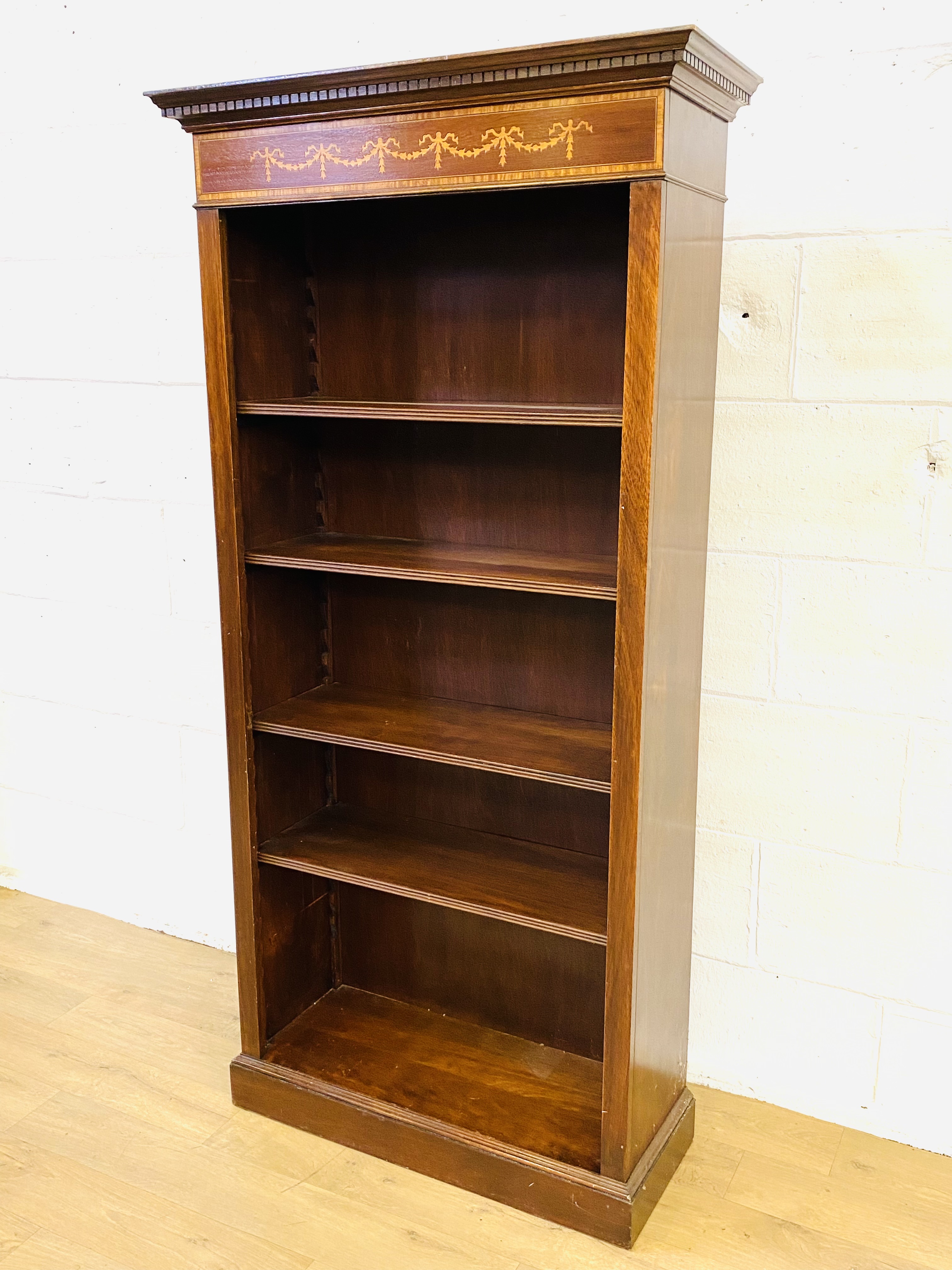 Mahogany open bookcase - Image 2 of 4