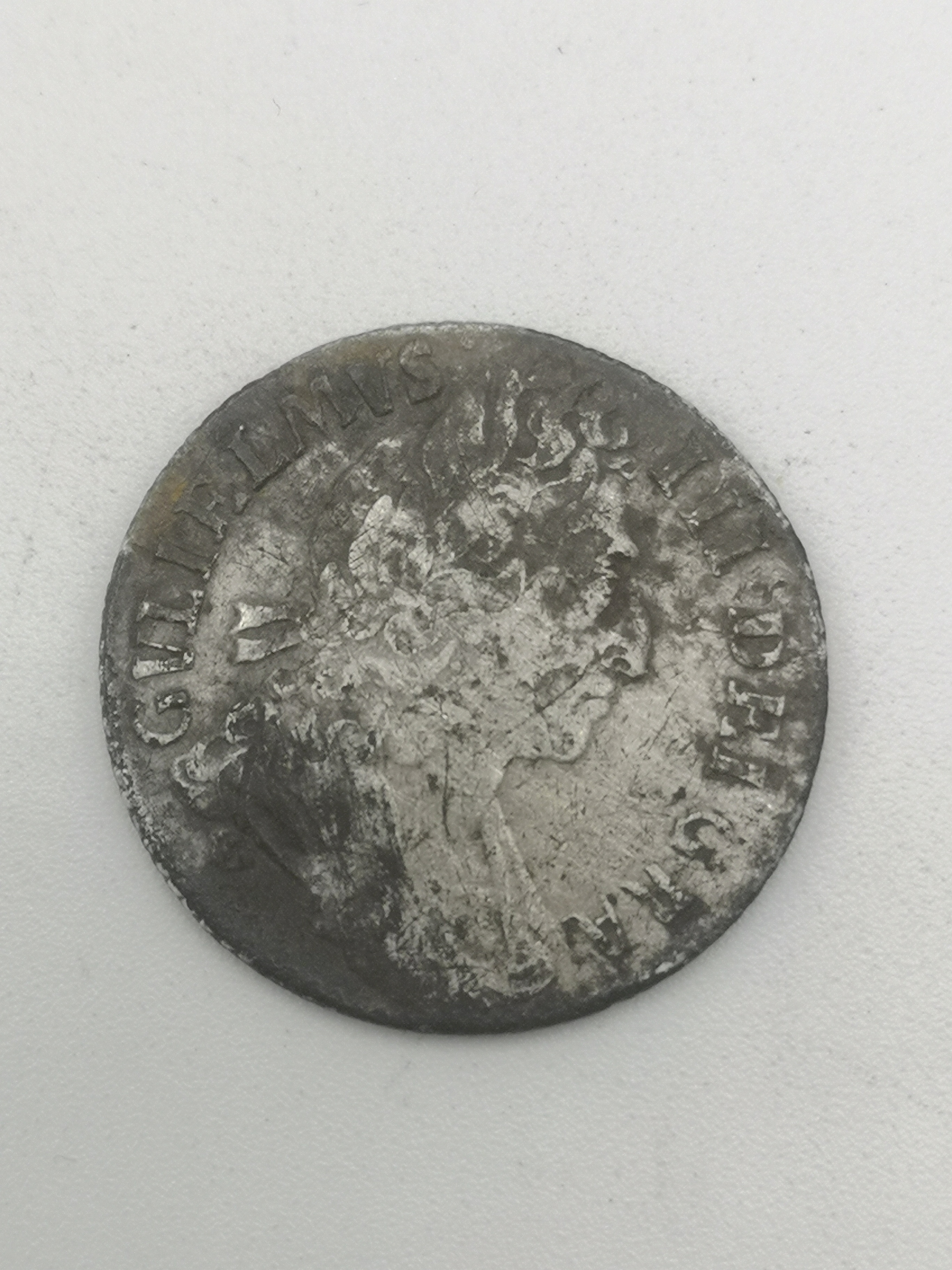 William III silver sixpence - Image 4 of 4