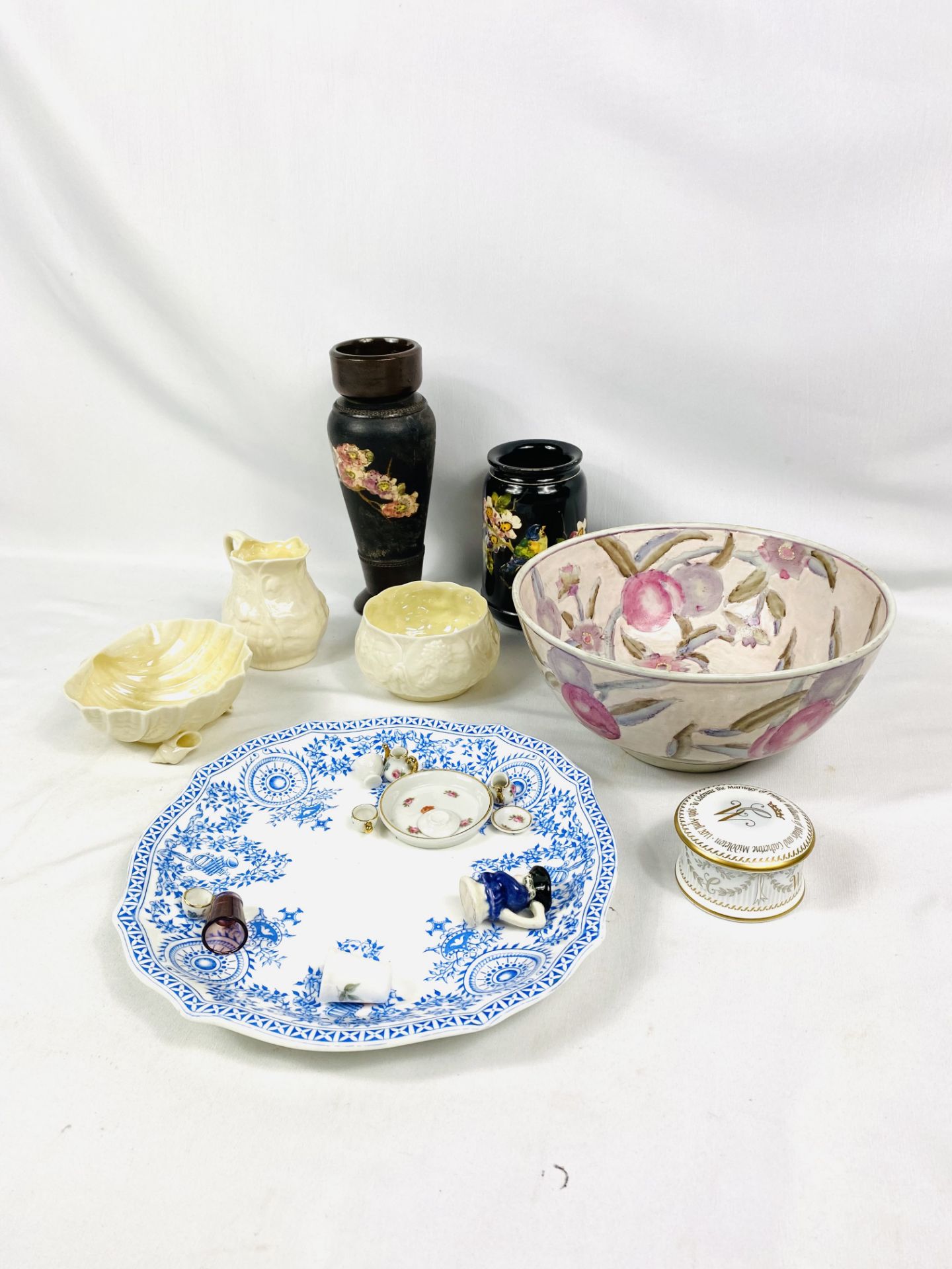 Three items of Belleek and other ceramics - Bild 3 aus 4