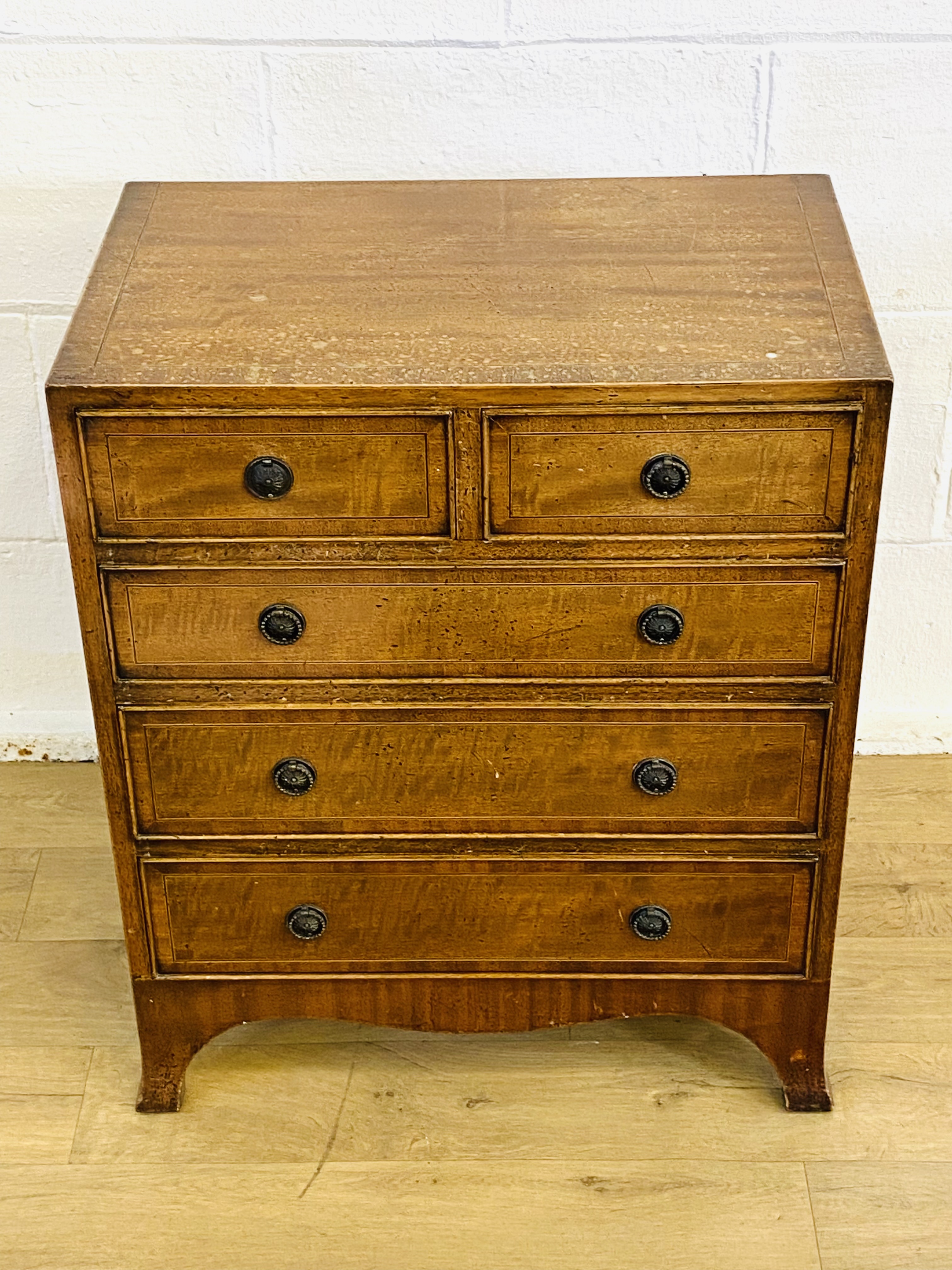 Mahogany chest of two over three drawers - Image 4 of 5
