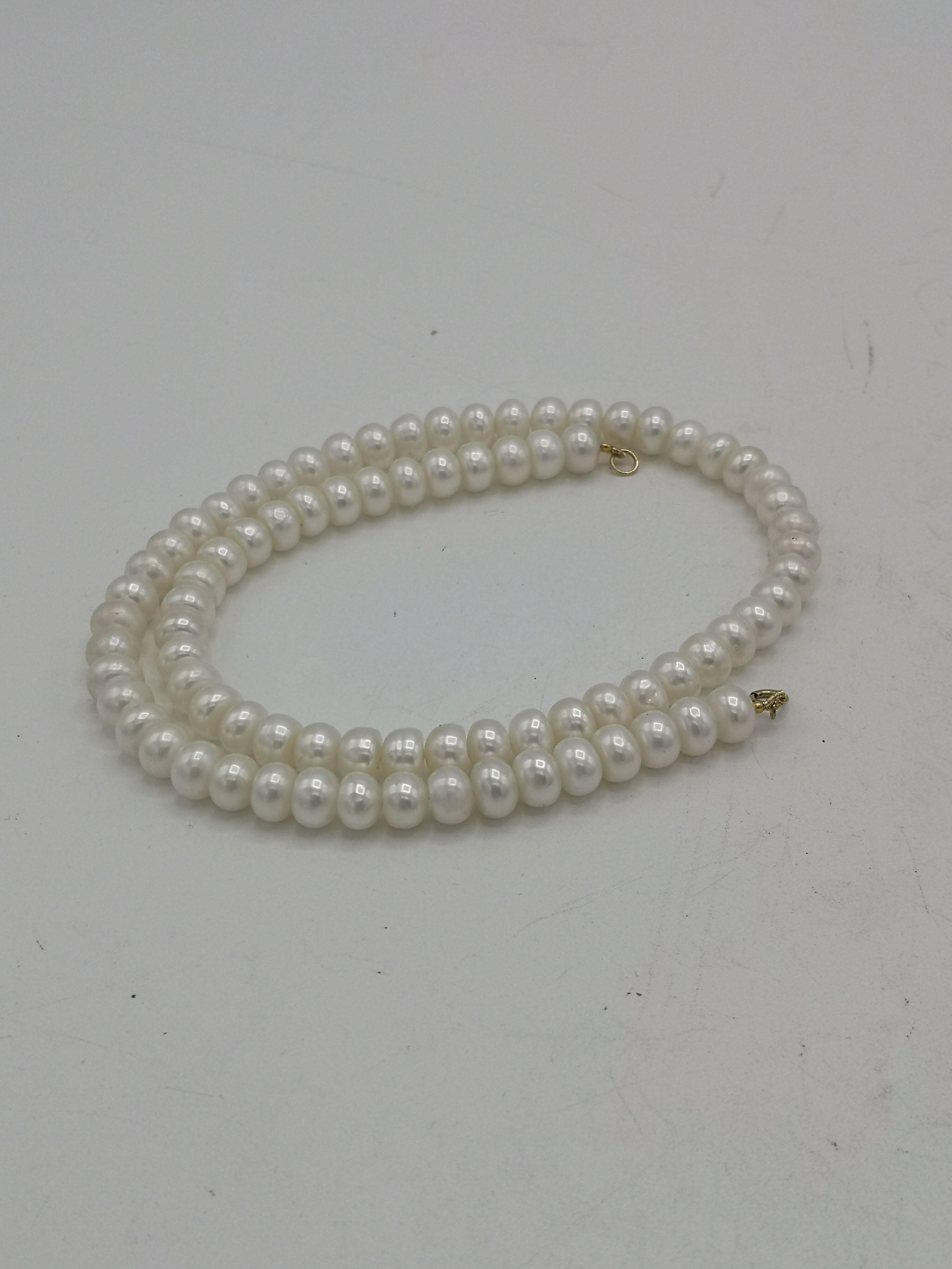 Pearl necklace with 9ct gold clasp - Image 2 of 4