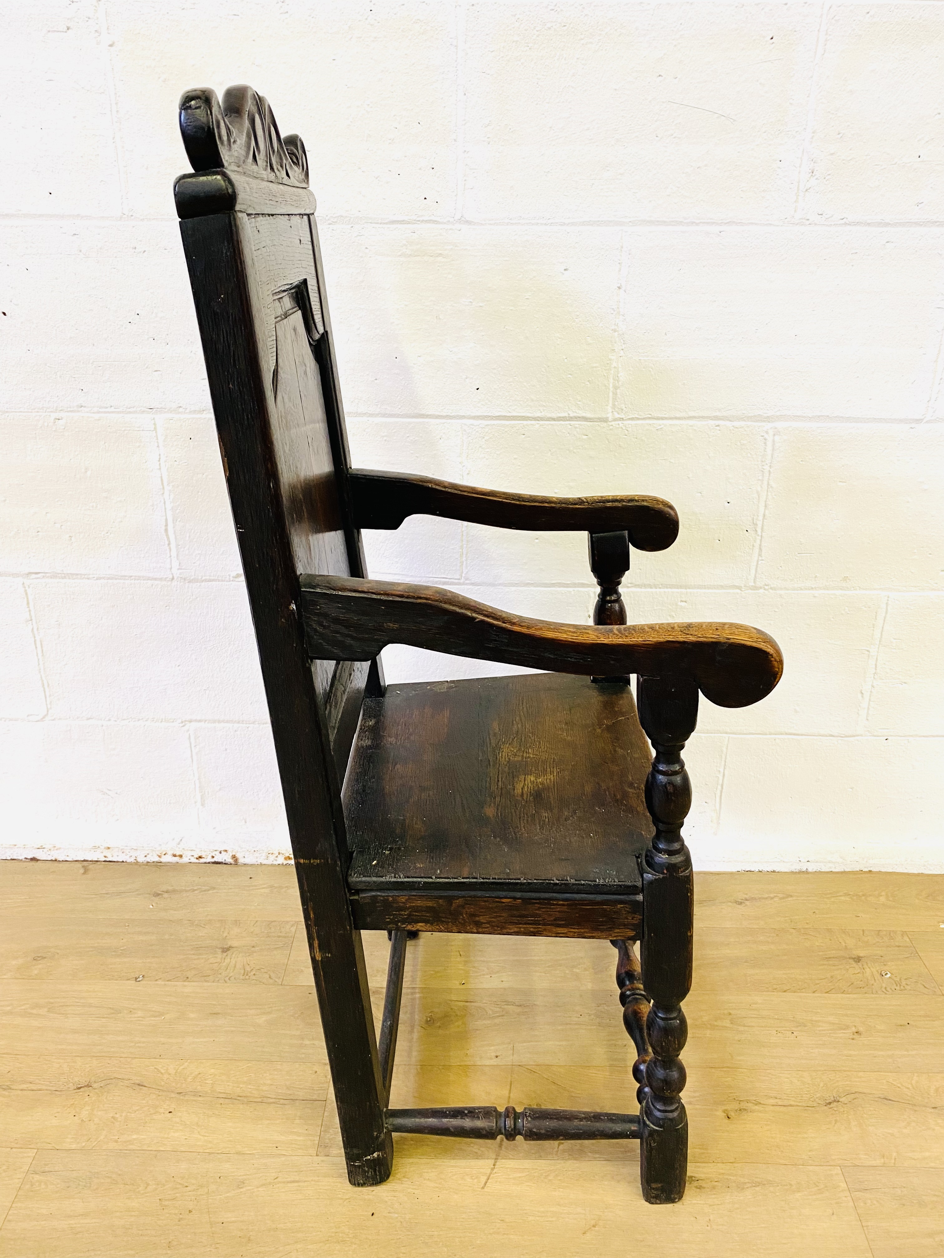 Victorian oak armchair - Image 2 of 4