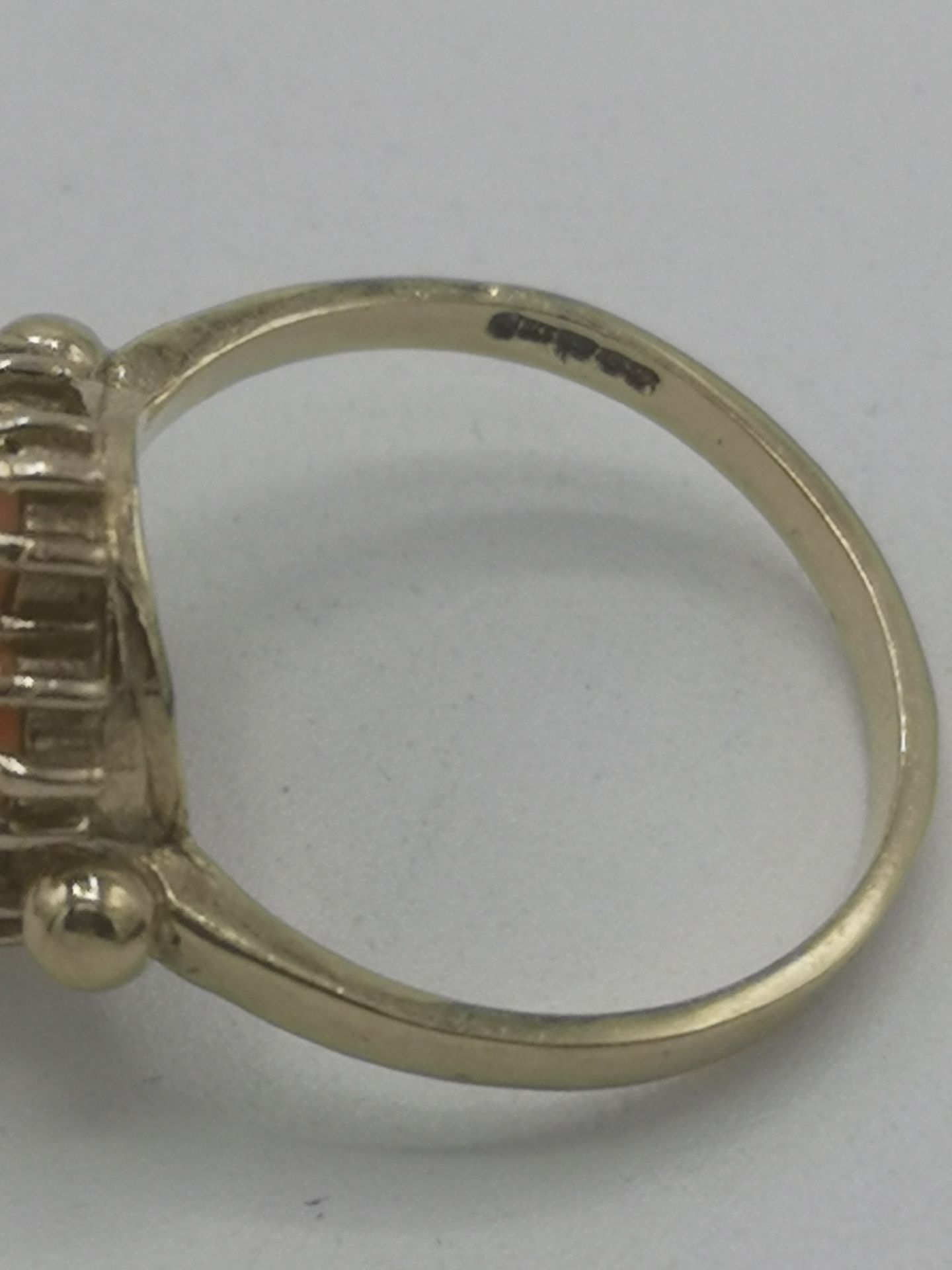 Eight 9ct gold rings - Image 18 of 27