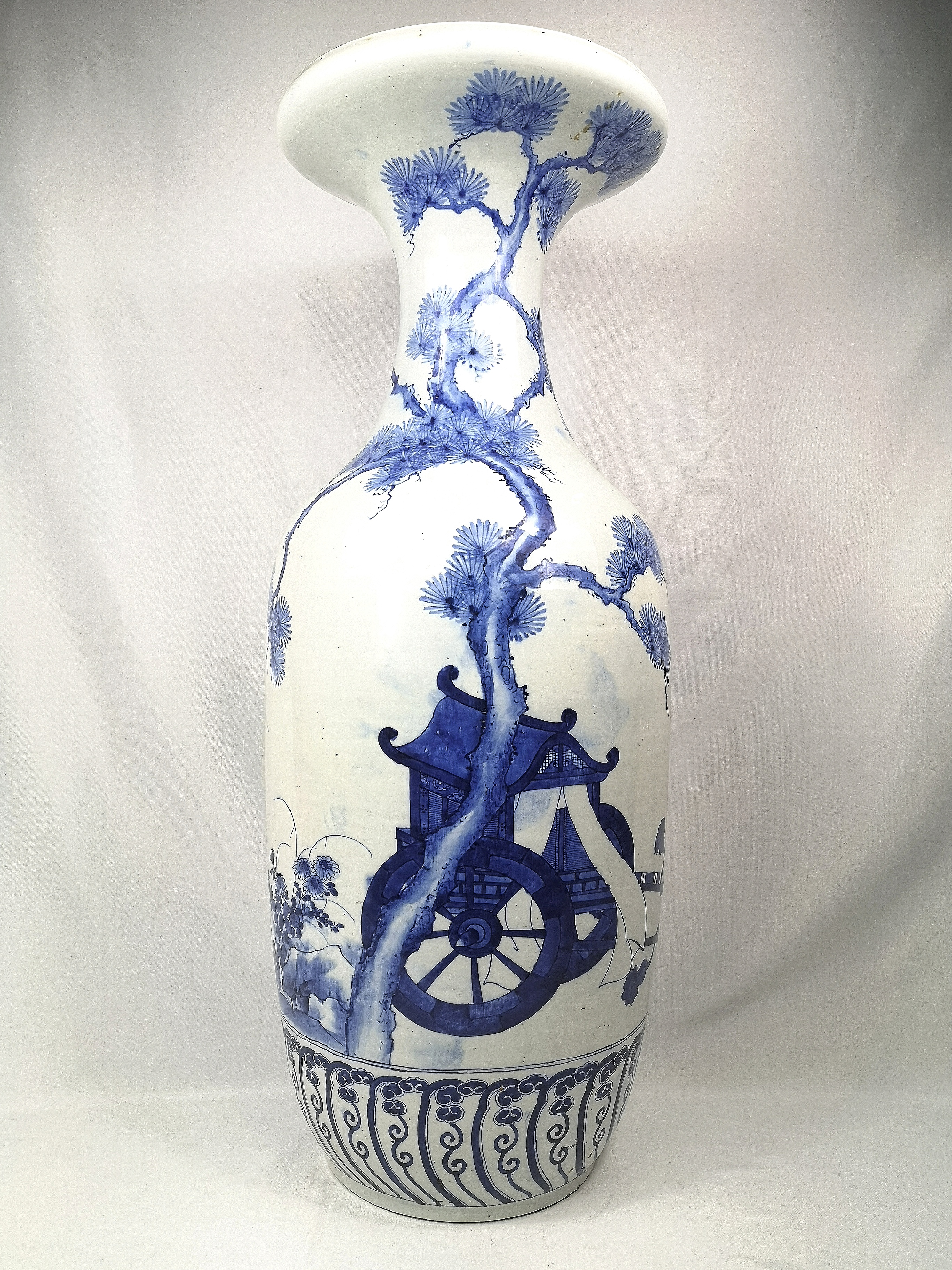 Oriental blue and white vase - Image 3 of 6