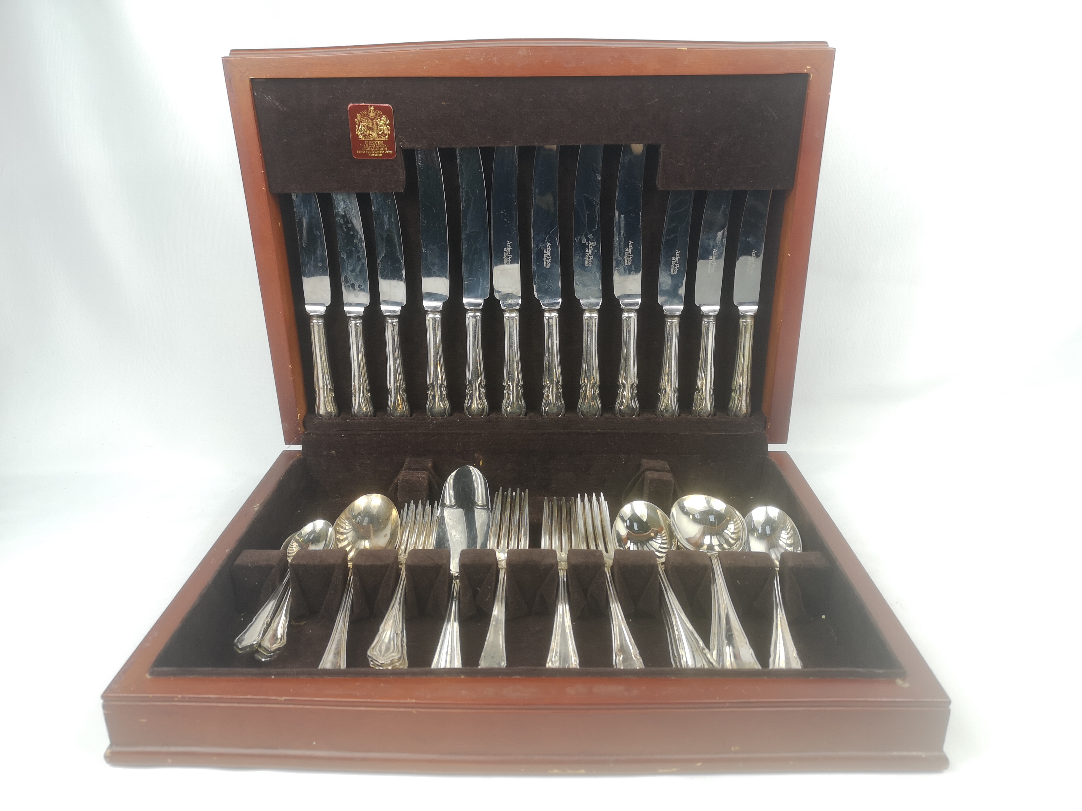 A canteen of silver plate cutlery