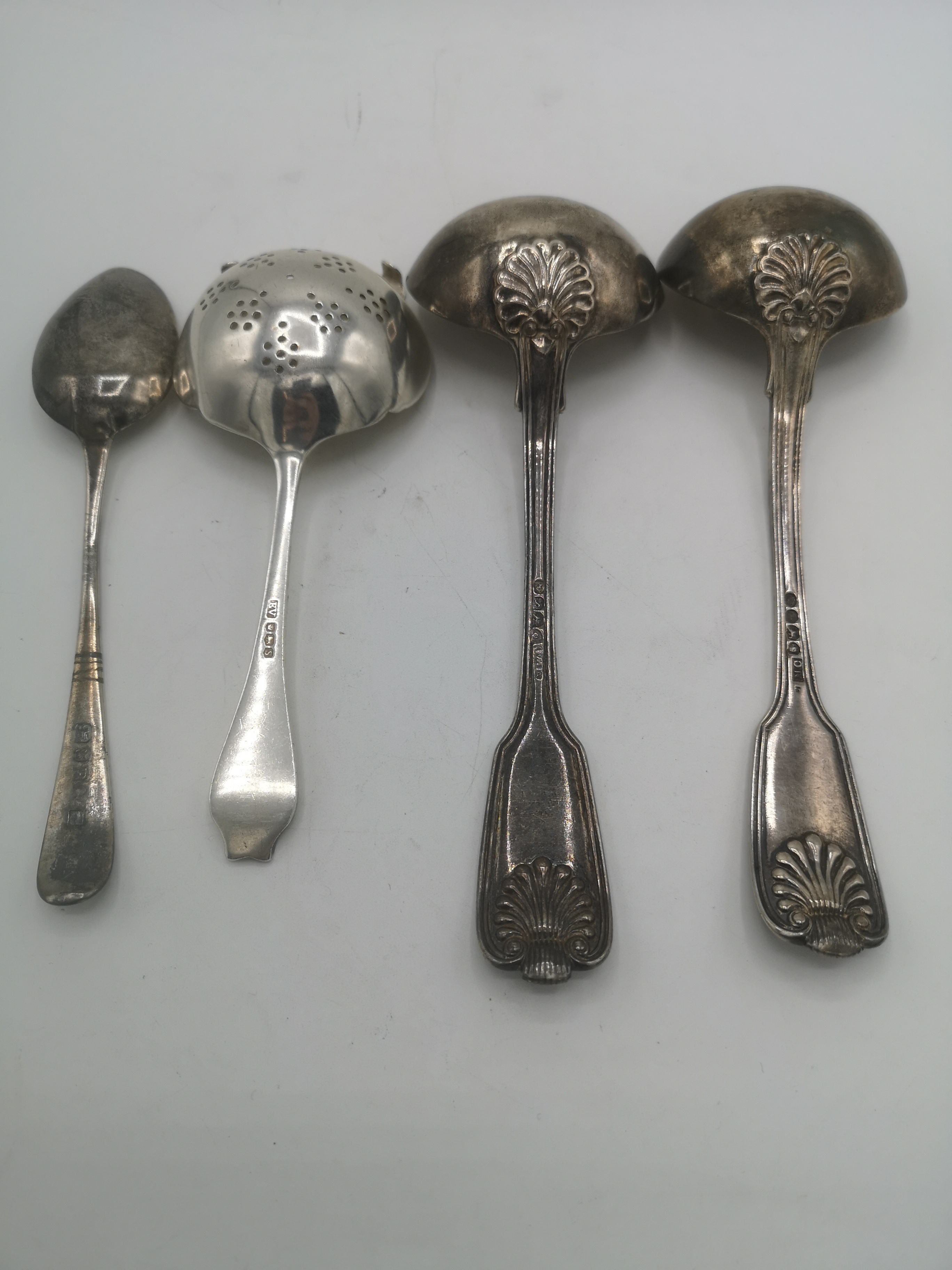 Silver tea strainer and other items - Image 2 of 10