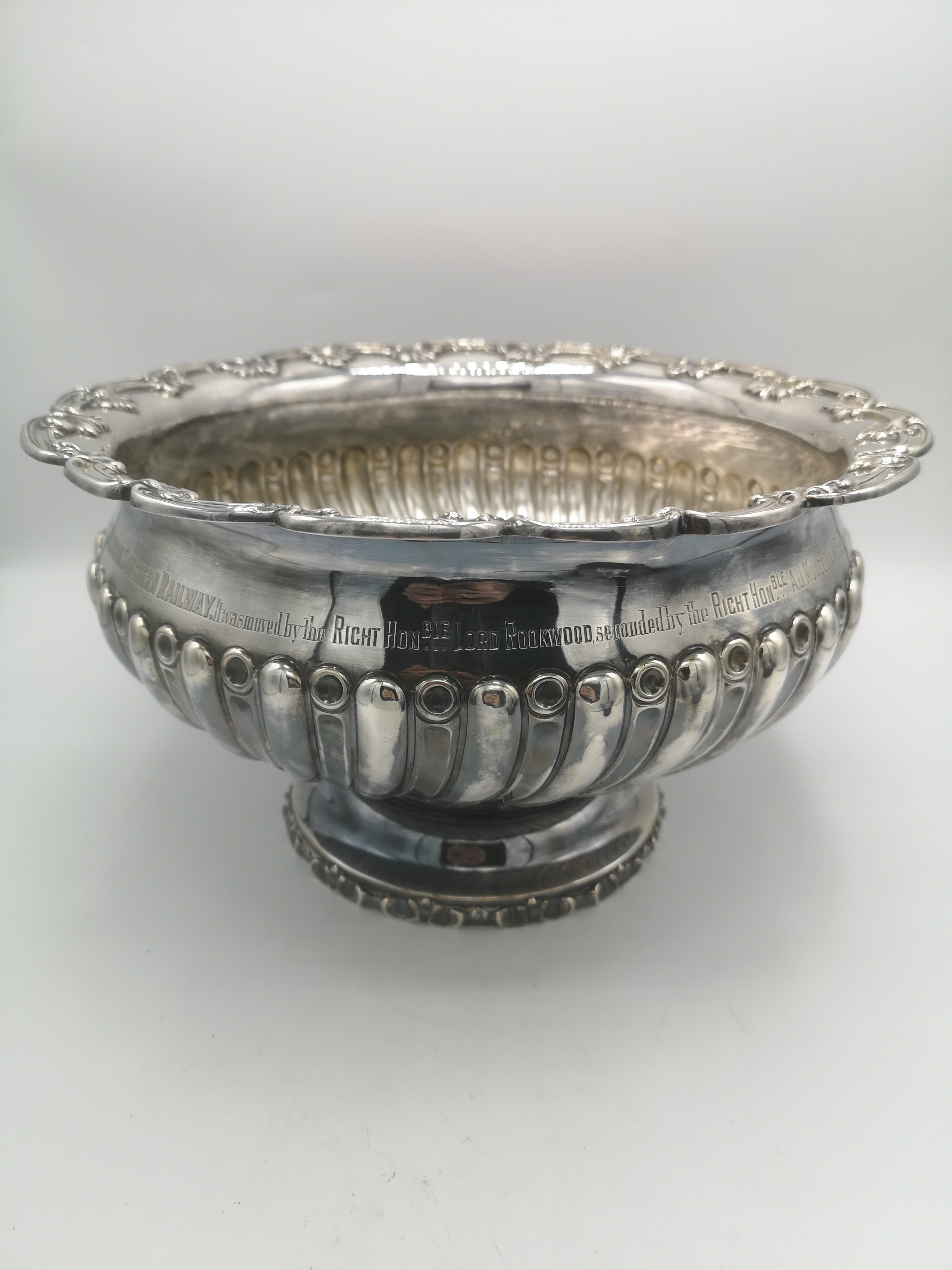 Silver punch bowl, 1899 - Image 2 of 11