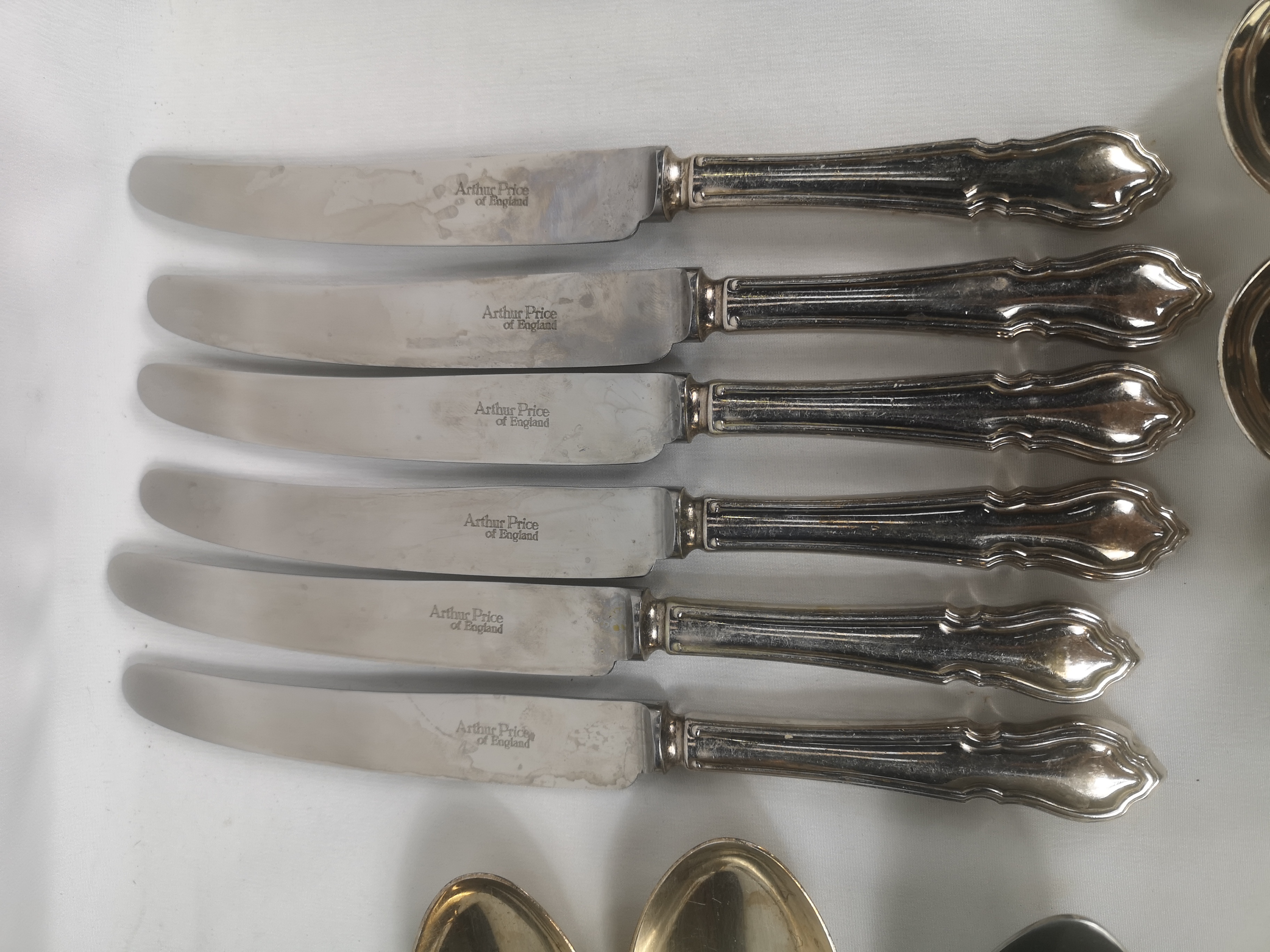 A canteen of silver plate cutlery - Image 6 of 11