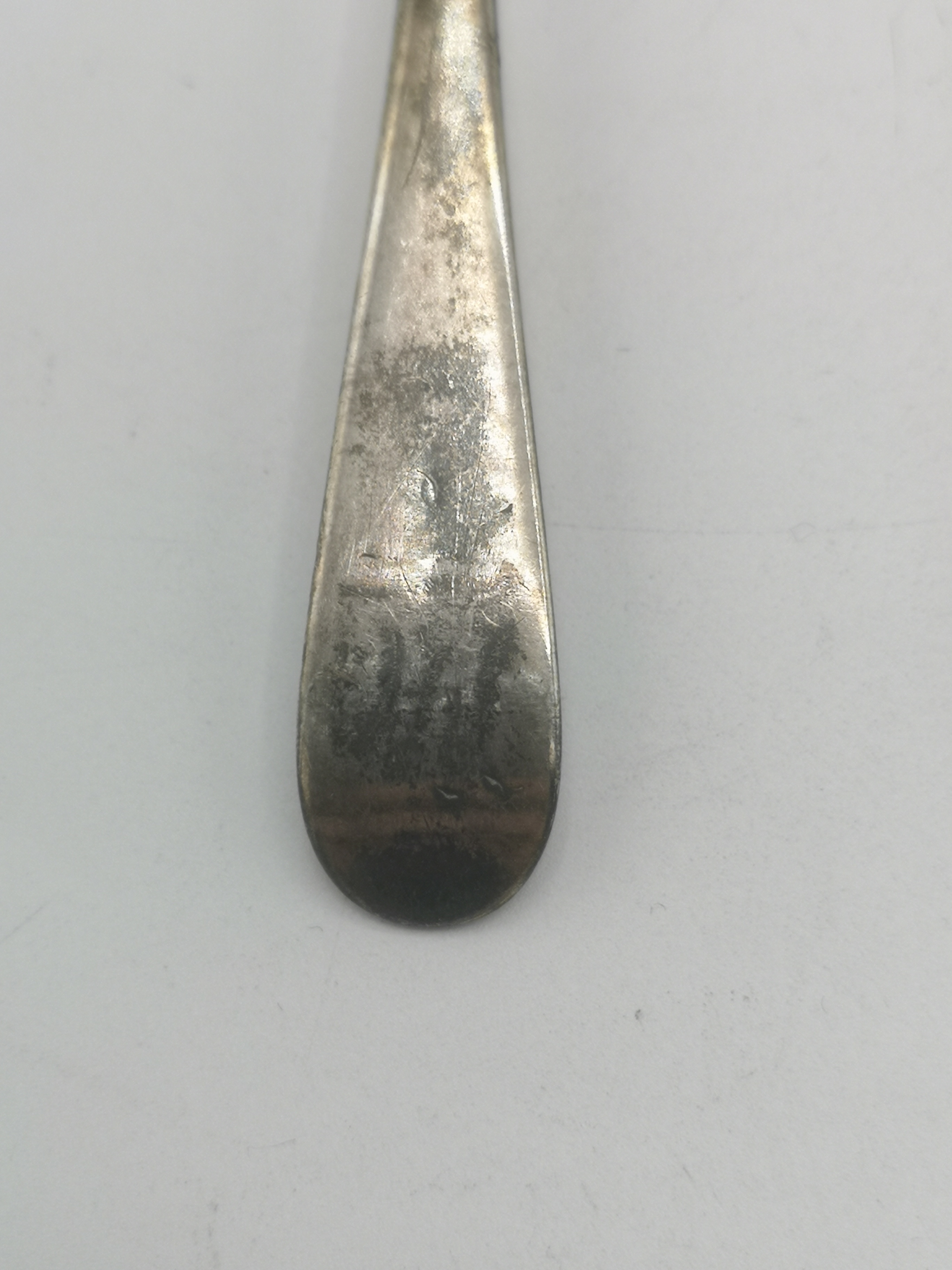 Silver tea strainer and other items - Image 9 of 10
