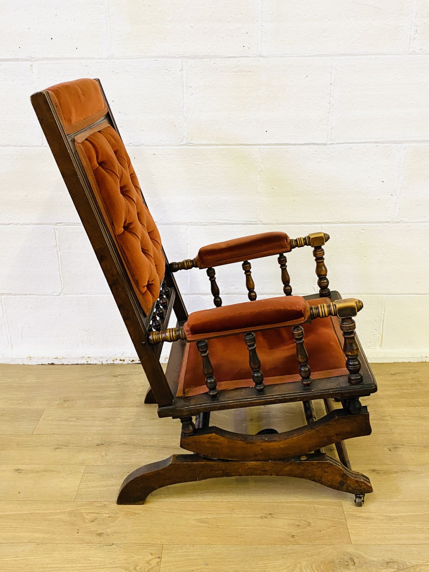 Mahogany American style rocking chair - Image 3 of 5