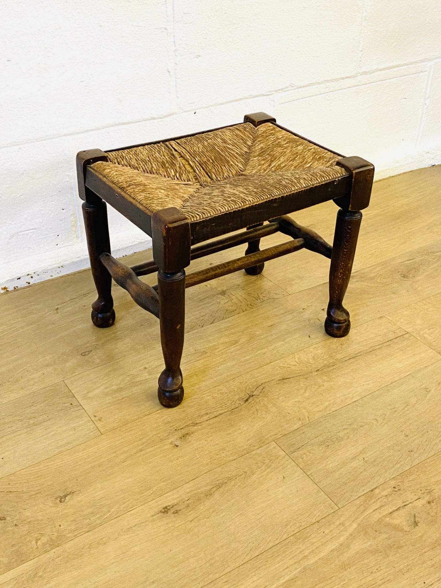 Victorian oak stool with rush seat - Image 4 of 4