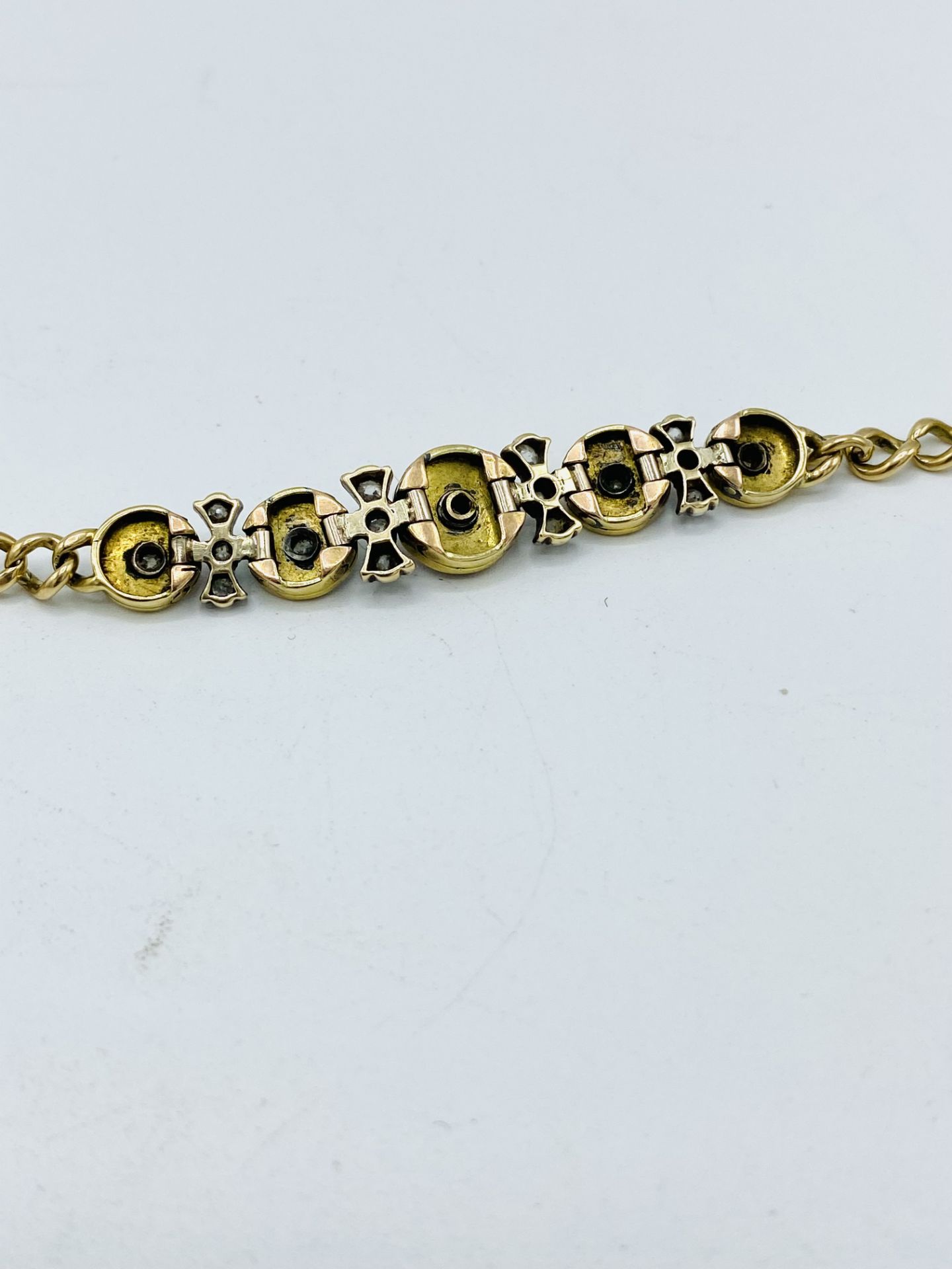18ct gold bracelet with enamel flowers set with diamonds - Image 6 of 7