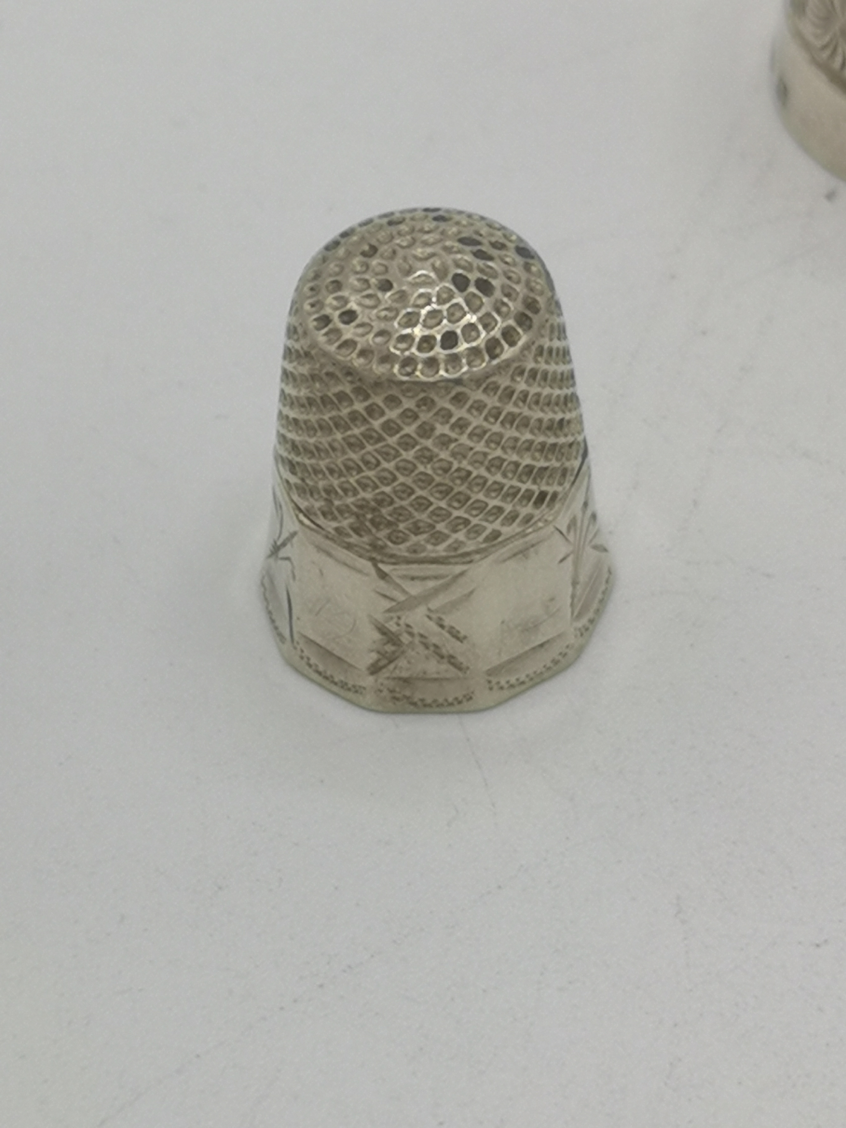 Five silver thimbles together with three others - Image 3 of 9