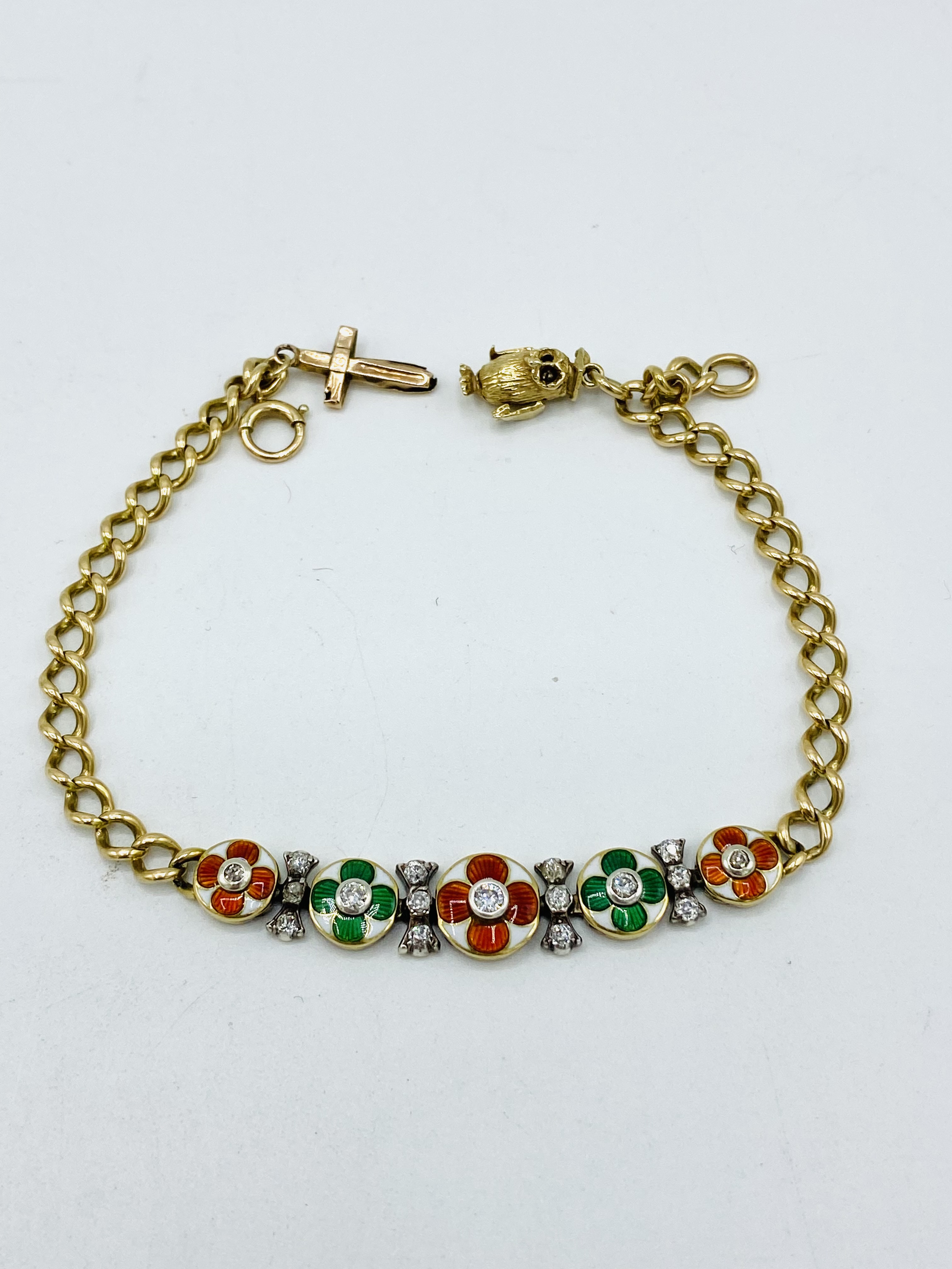 18ct gold bracelet with enamel flowers set with diamonds - Image 7 of 7