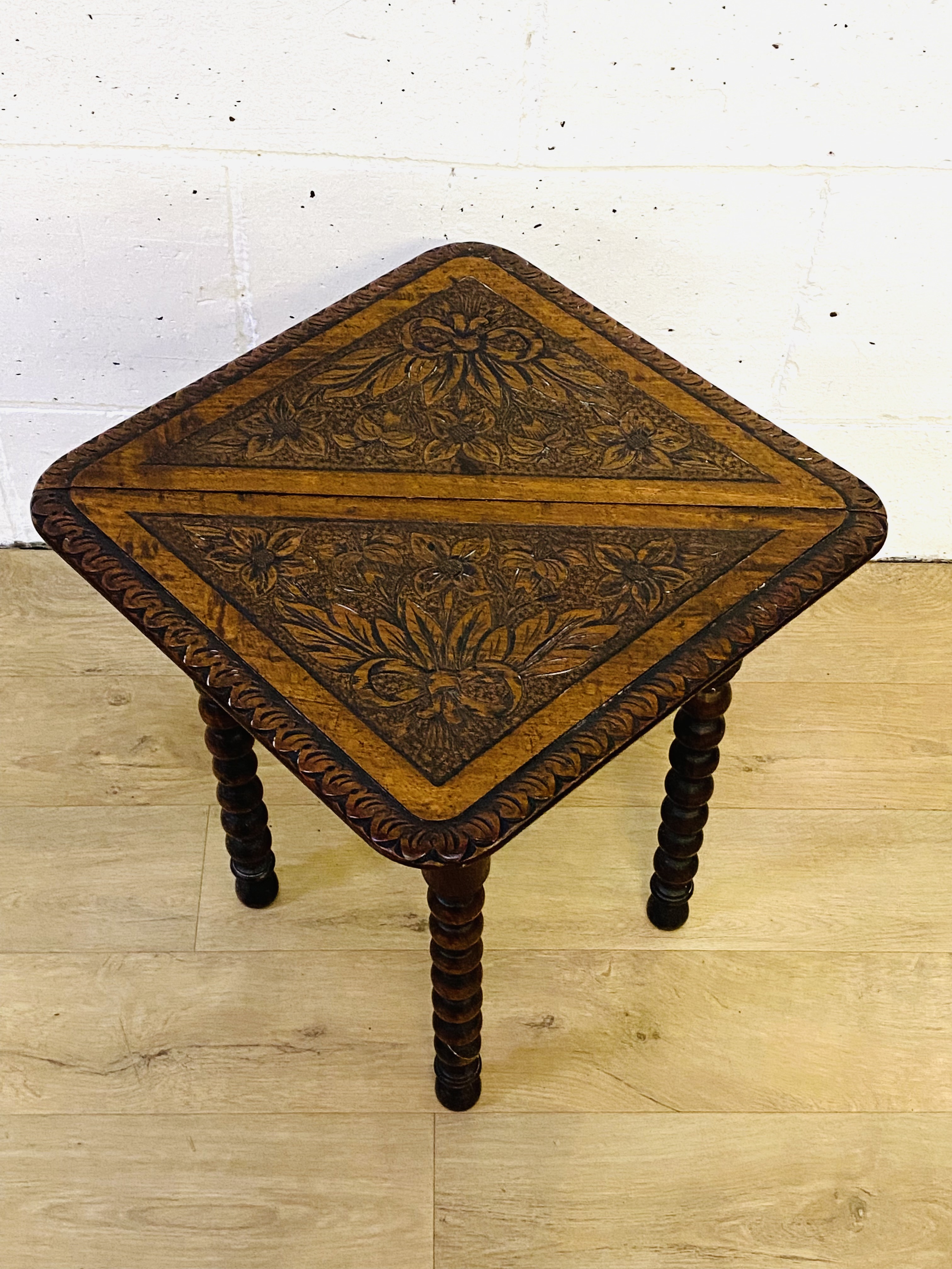 Gate leg drop leaf table - Image 5 of 5