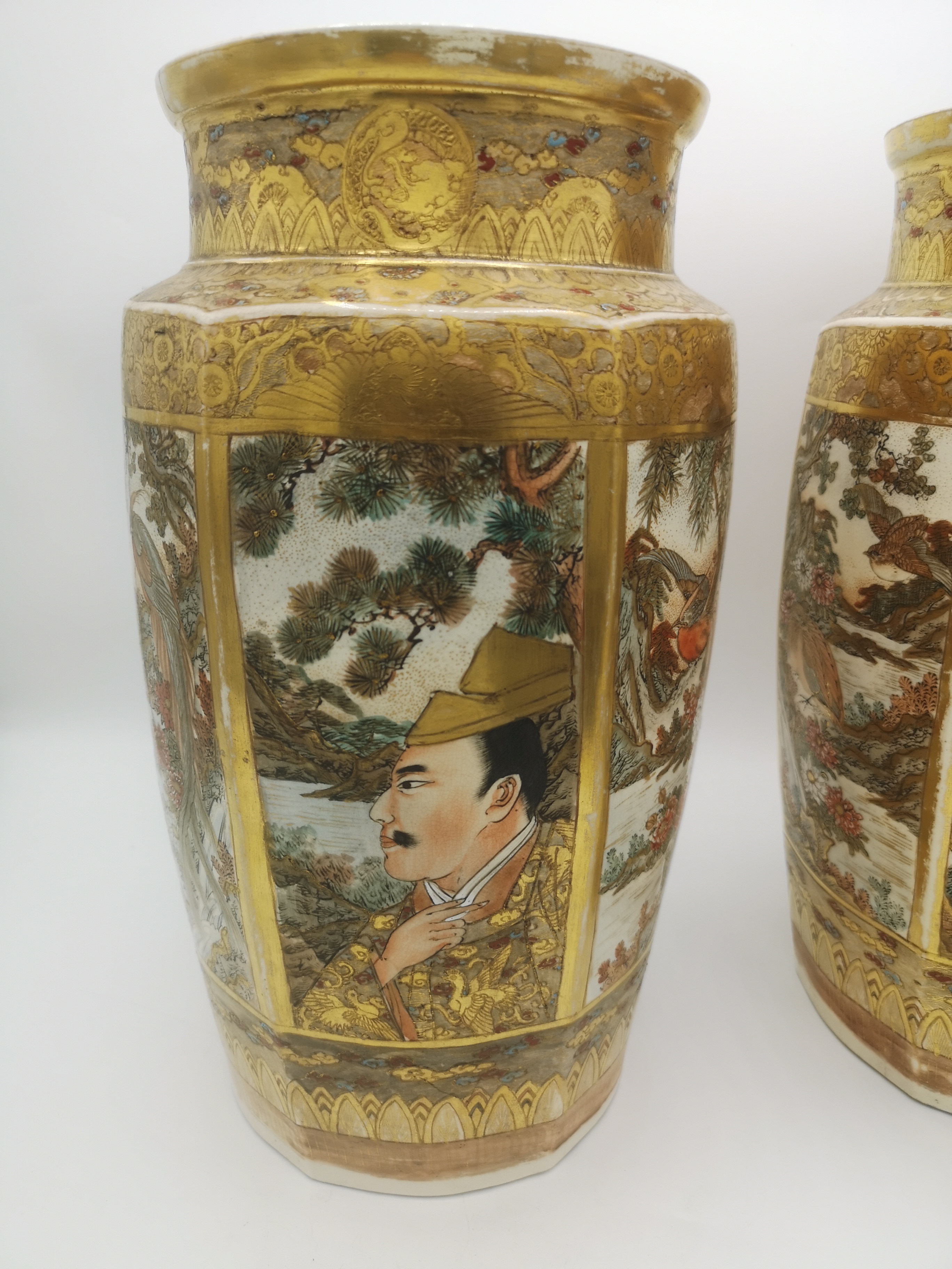 Pair of Japanese Satsuma vases - Image 4 of 23