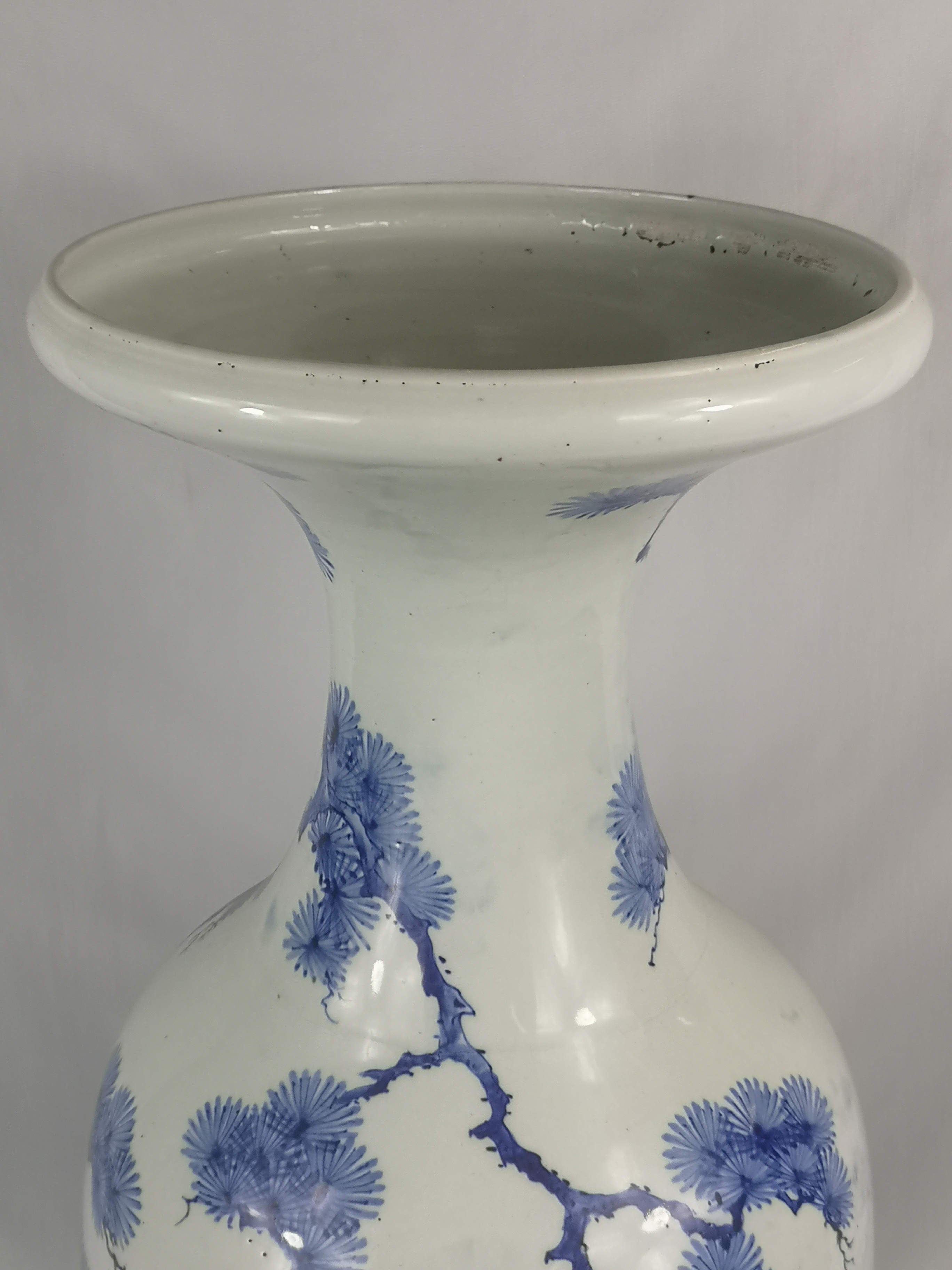 Oriental blue and white vase - Image 5 of 6
