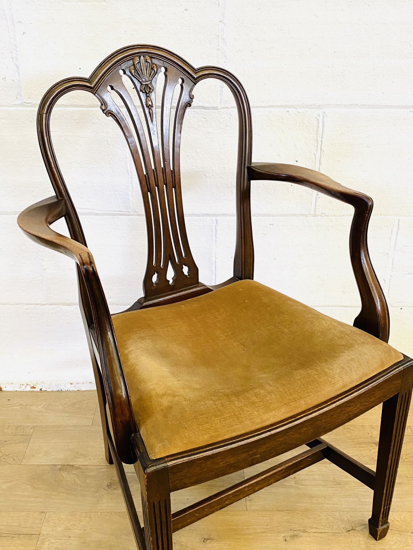 Georgian mahogany elbow chair - Image 4 of 5