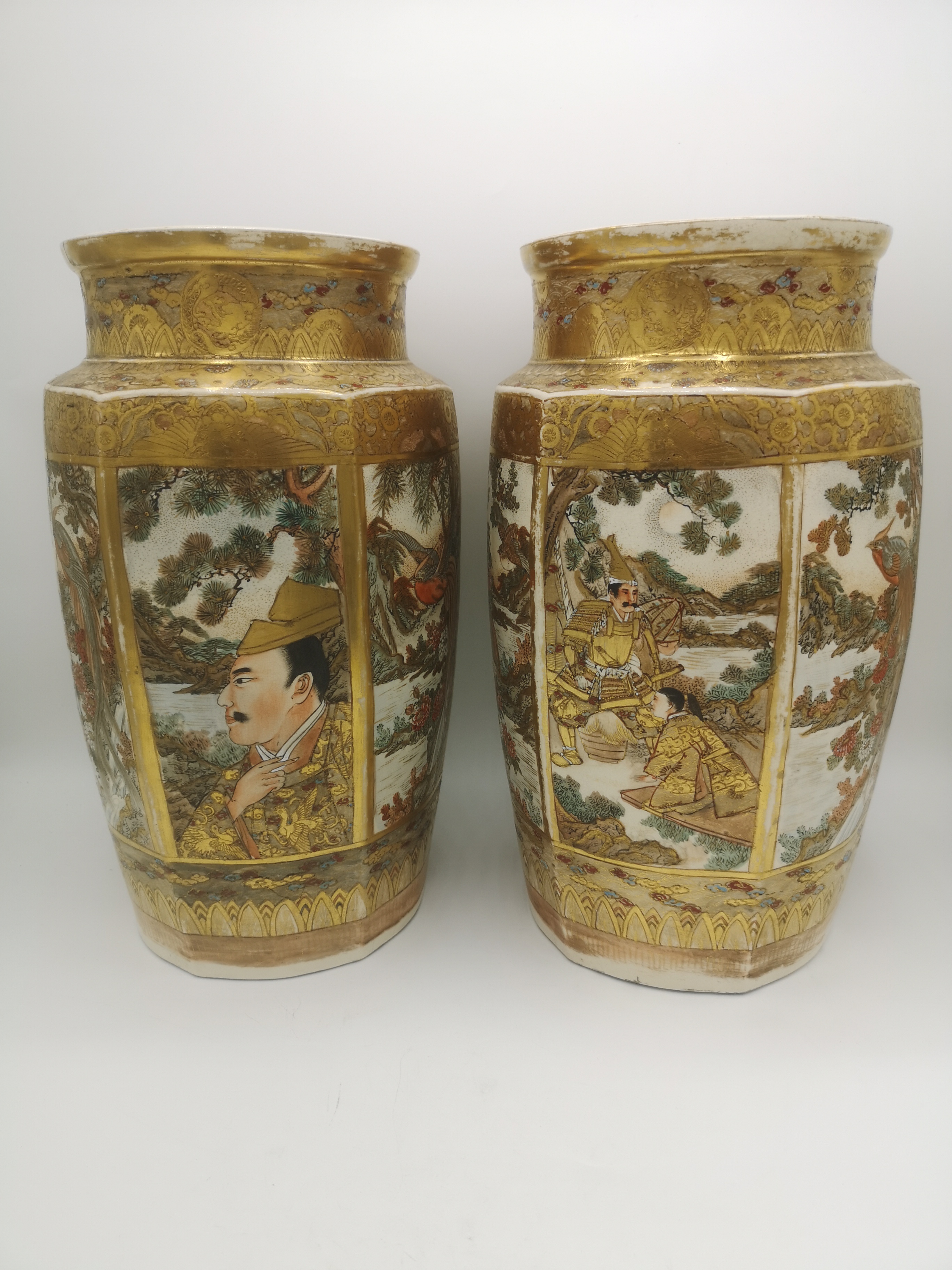 Pair of Japanese Satsuma vases - Image 2 of 23