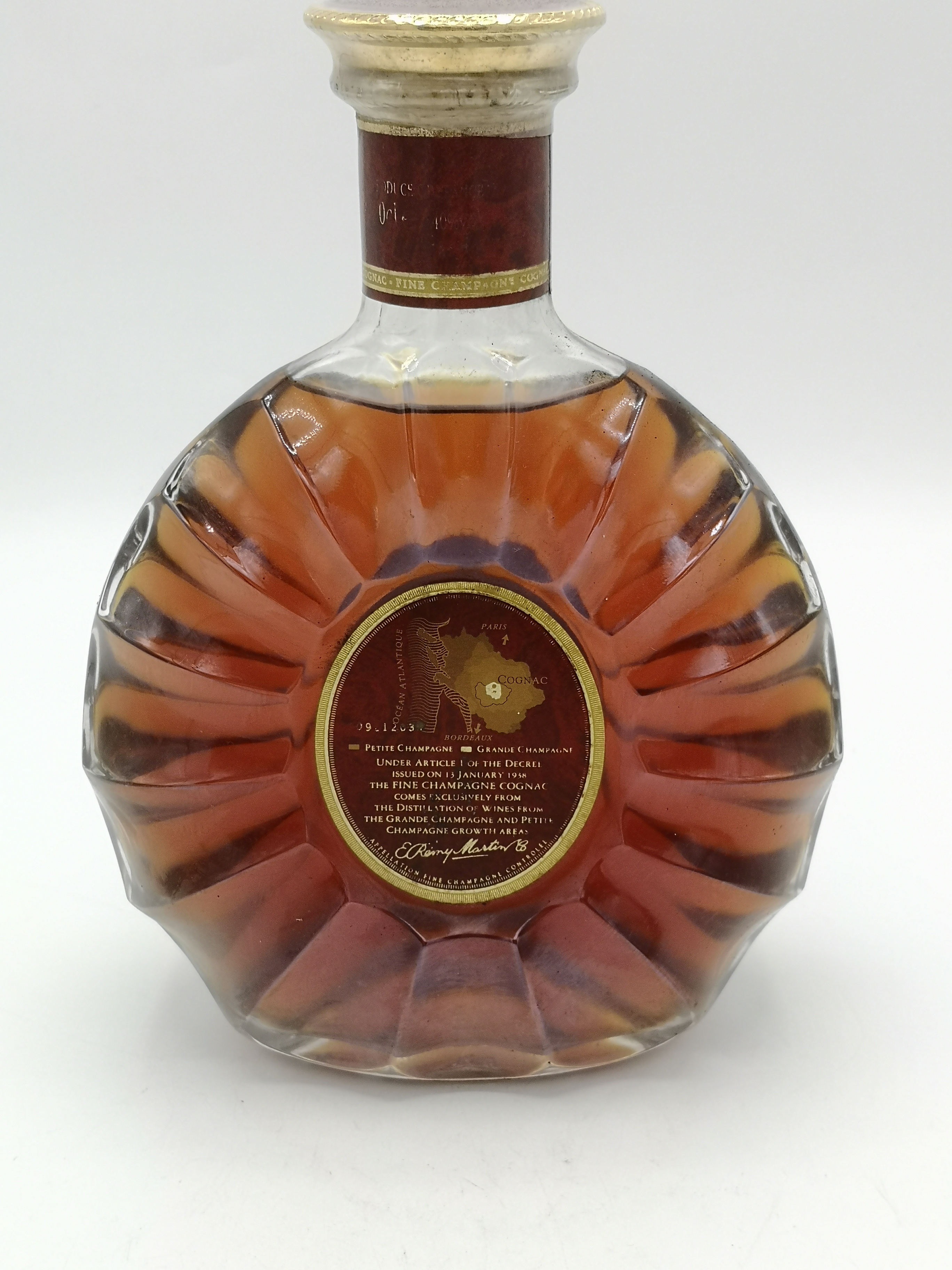 70cl bottle of Remy Martin XO special cognac - Image 5 of 10