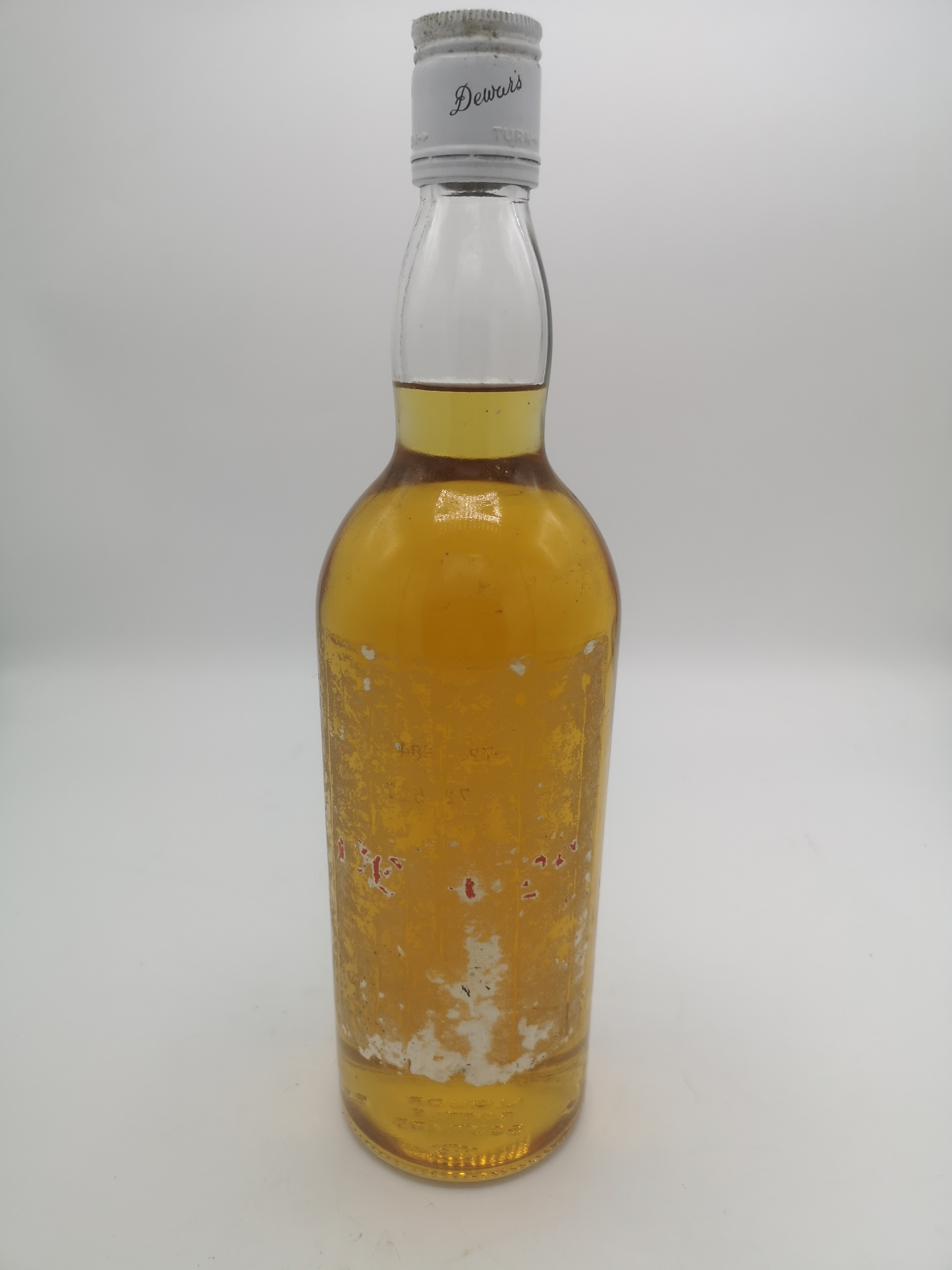 Two bottles of Dewar's Scotch whisky - Image 9 of 11