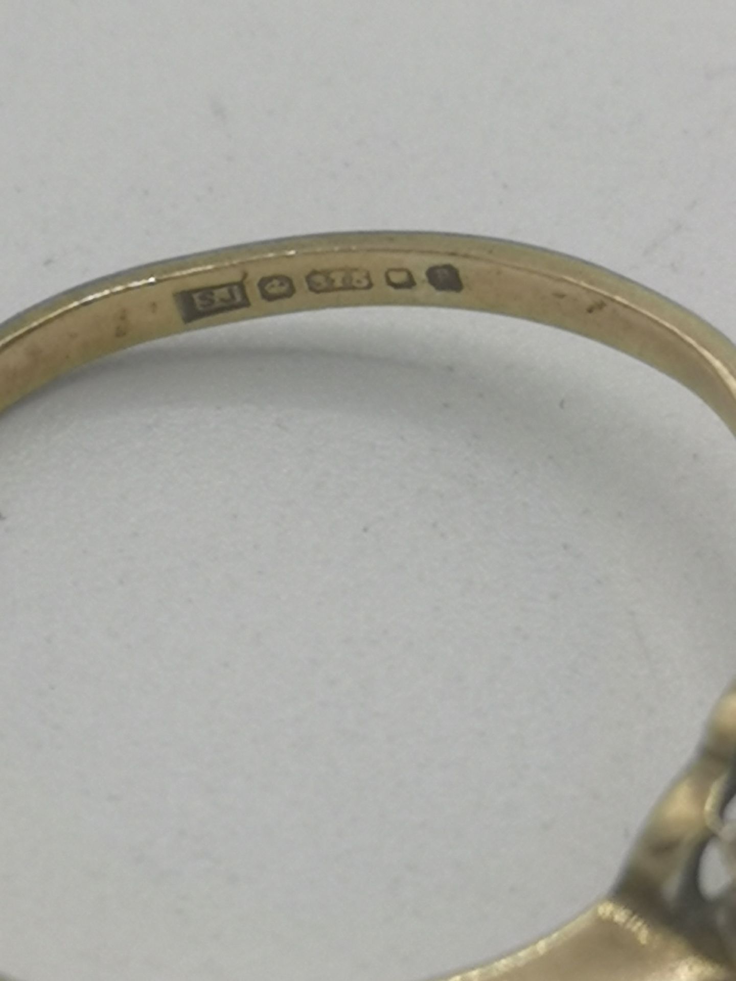 Eight 9ct gold rings - Image 9 of 27