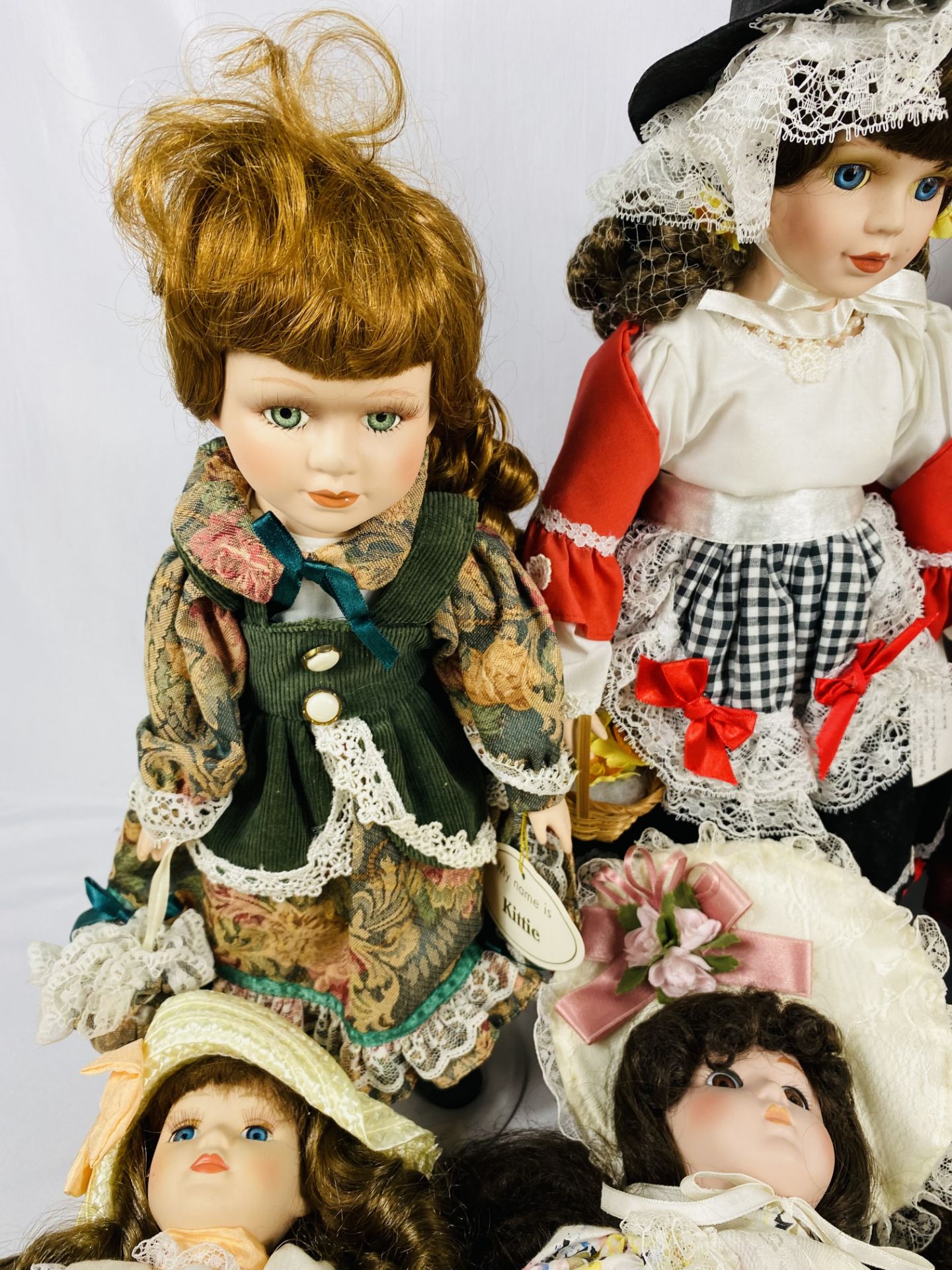 Eight collectors dolls - Bild 3 aus 5