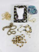Quantity of pearl necklaces