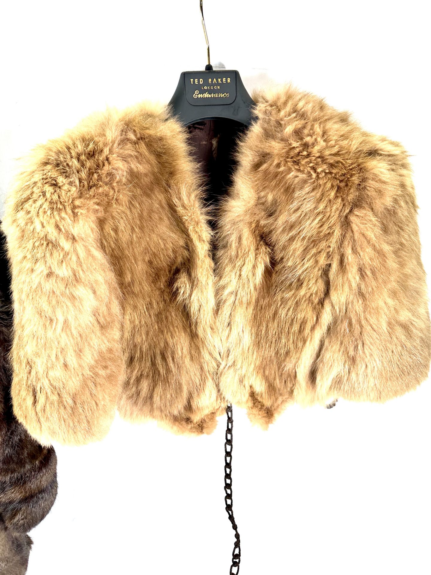 A fur coat and fur stole - Image 4 of 5