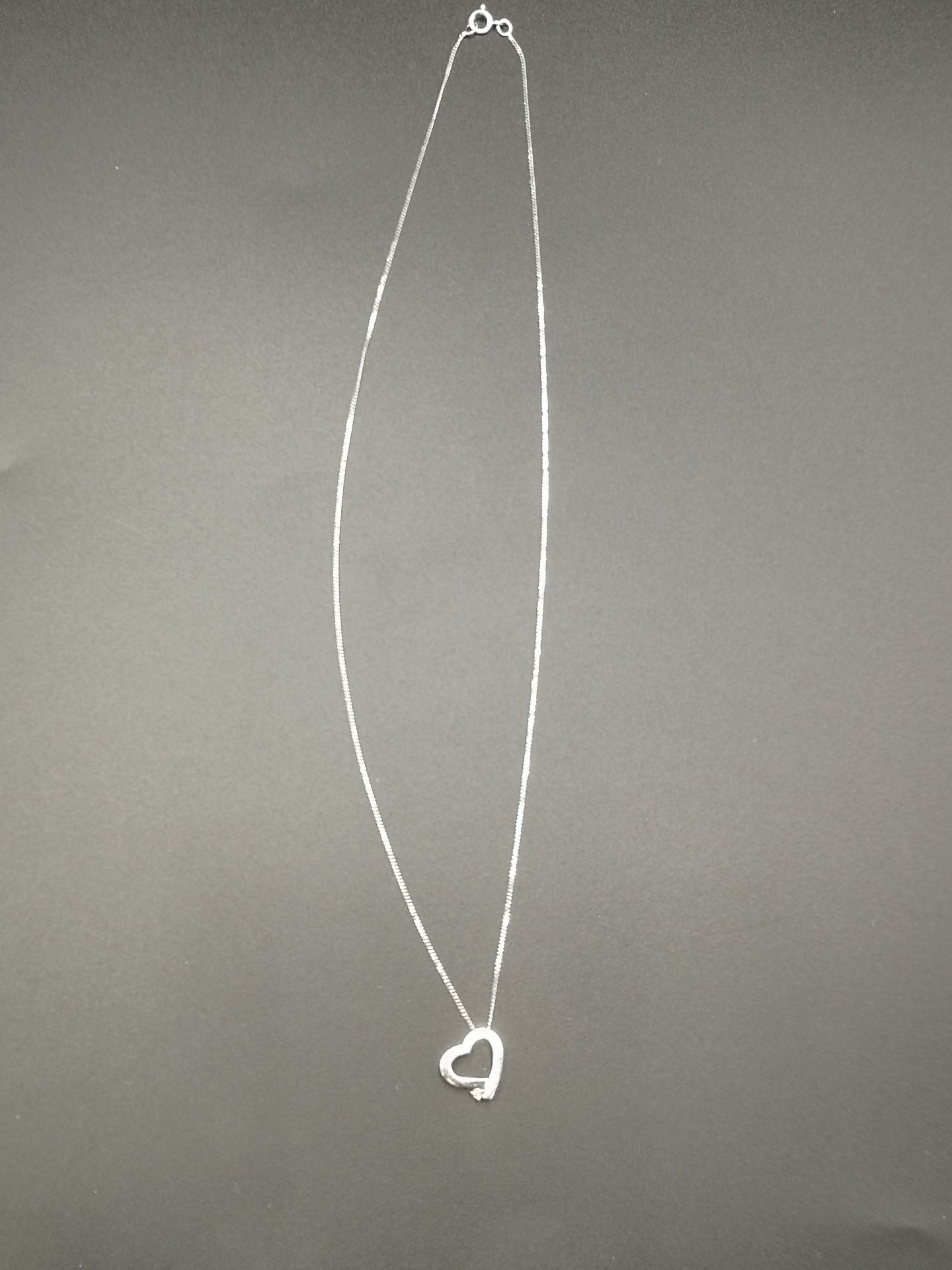 9ct white gold chain and pendant