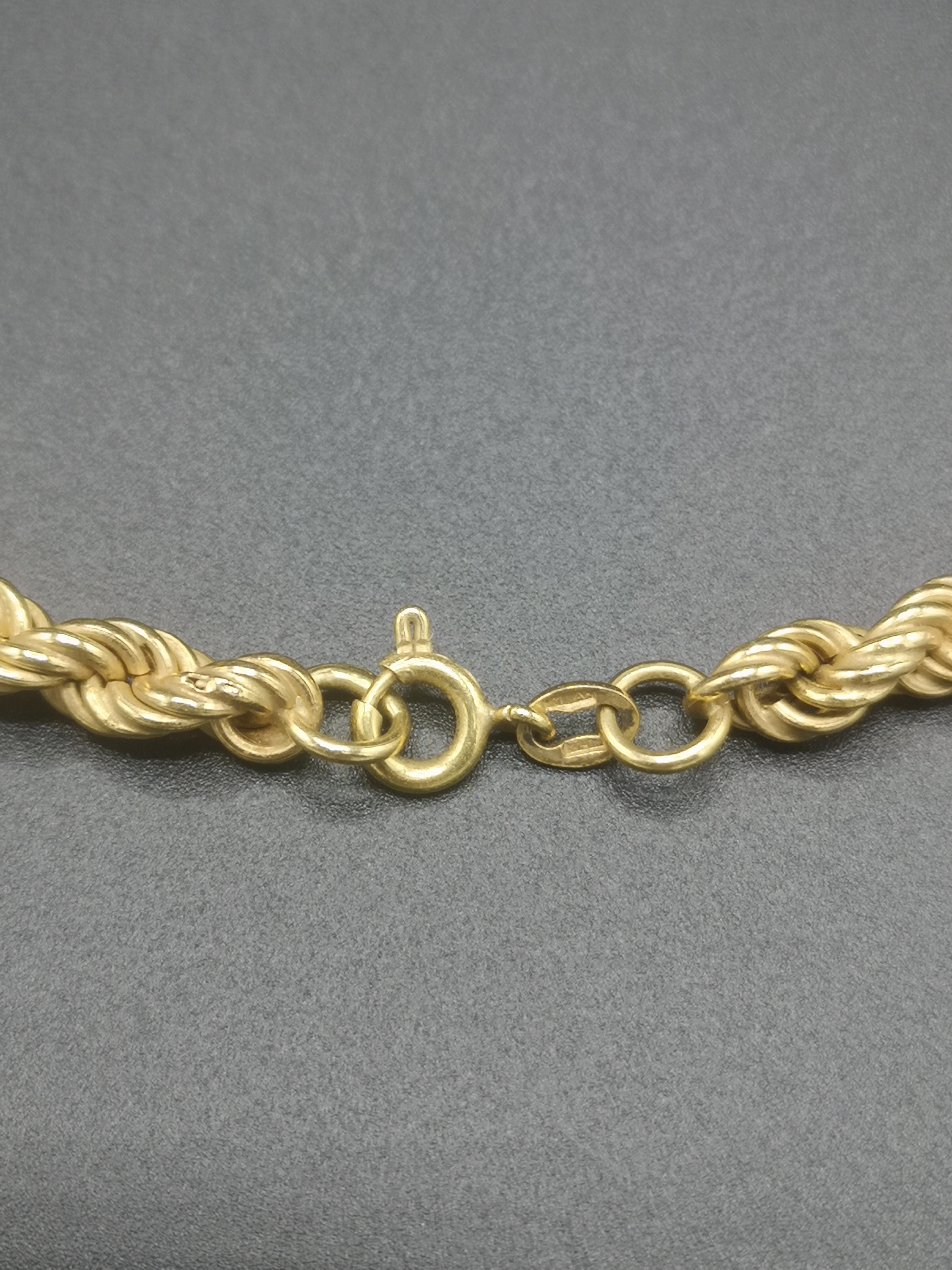 18ct gold rope twist necklace - Image 4 of 6