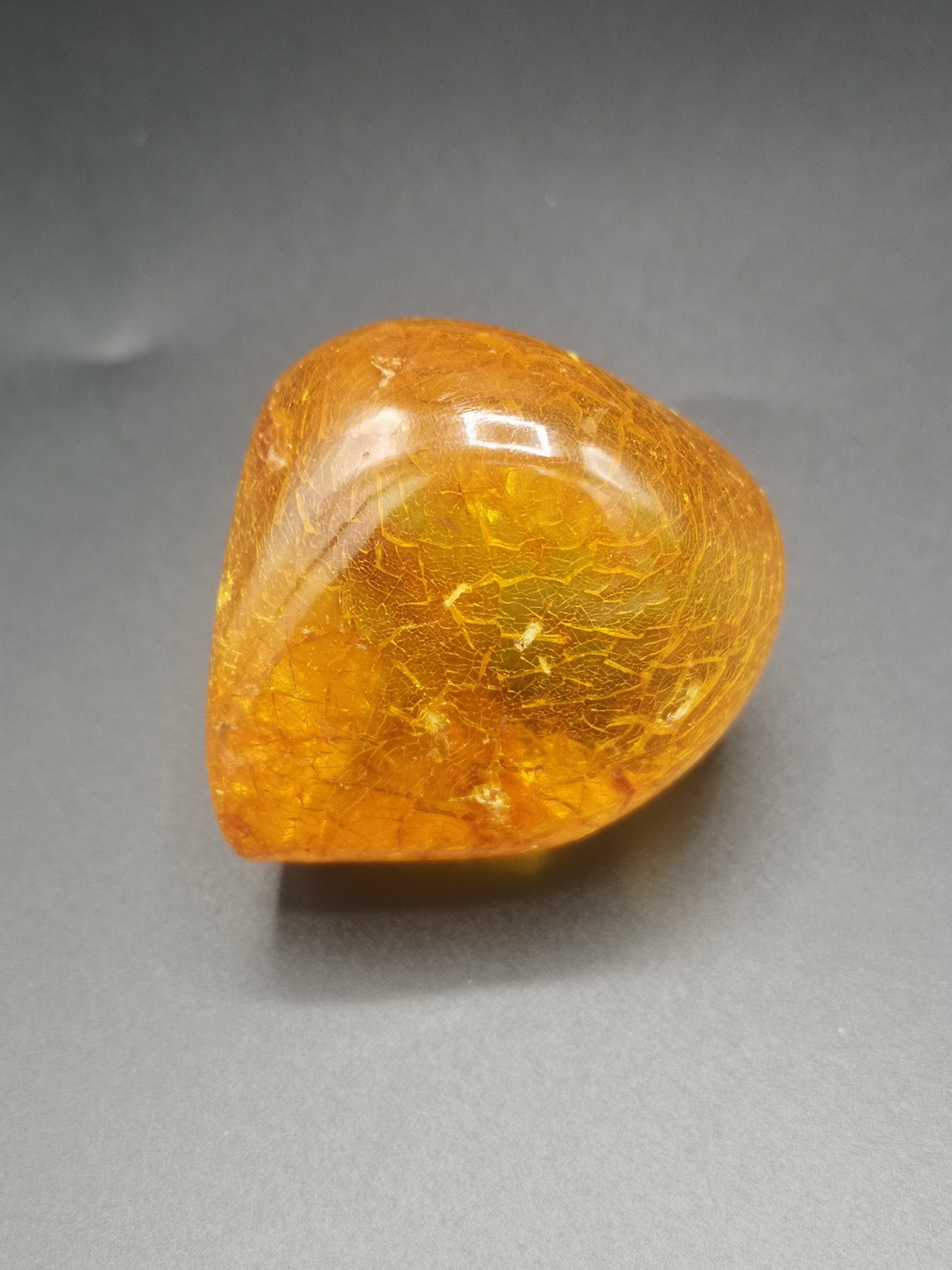 Two amber rocks - Image 8 of 9