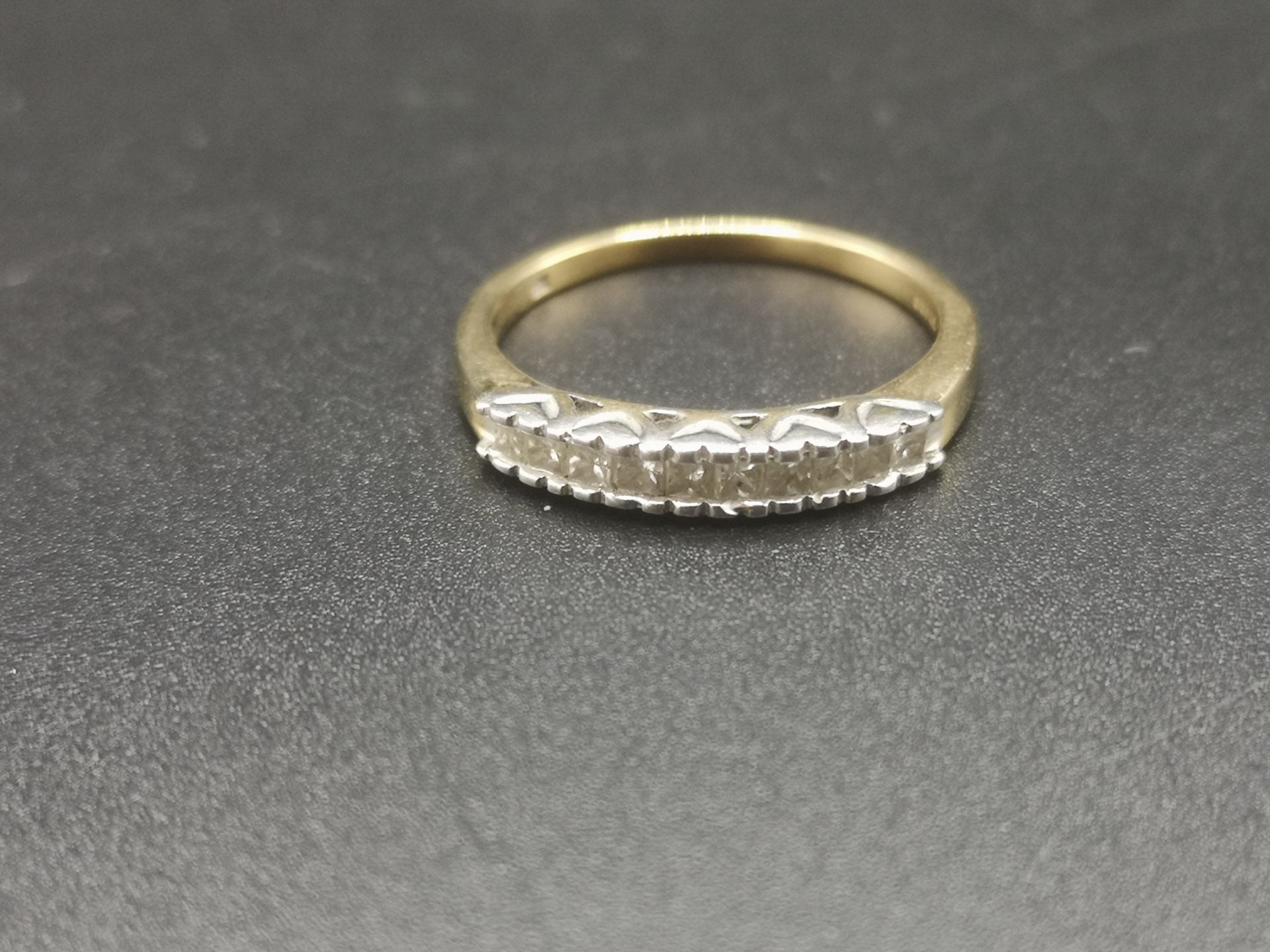 9ct gold ring with channel set diamonds - Image 2 of 5