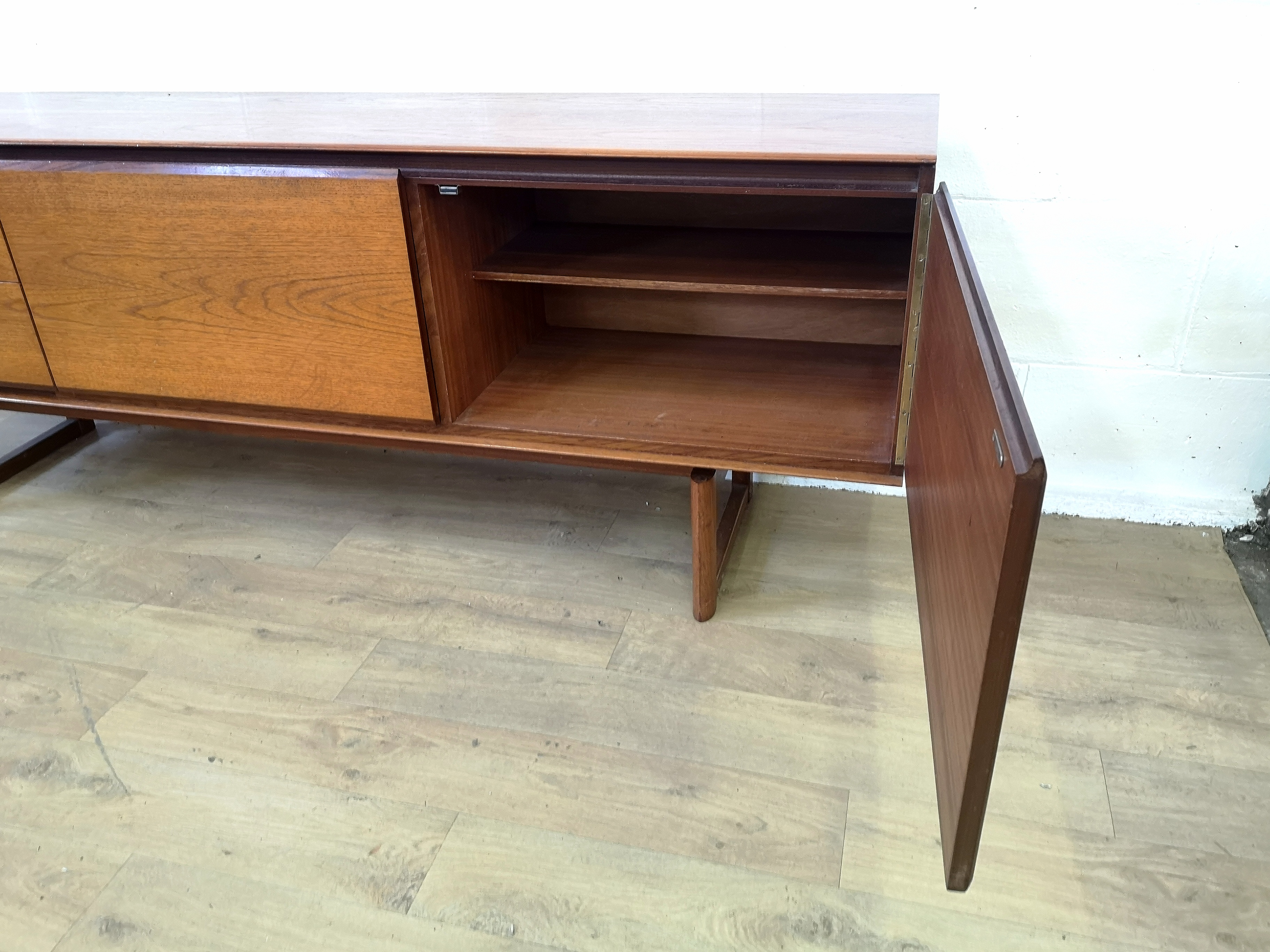 Mid-century teak sideboard - Image 5 of 7