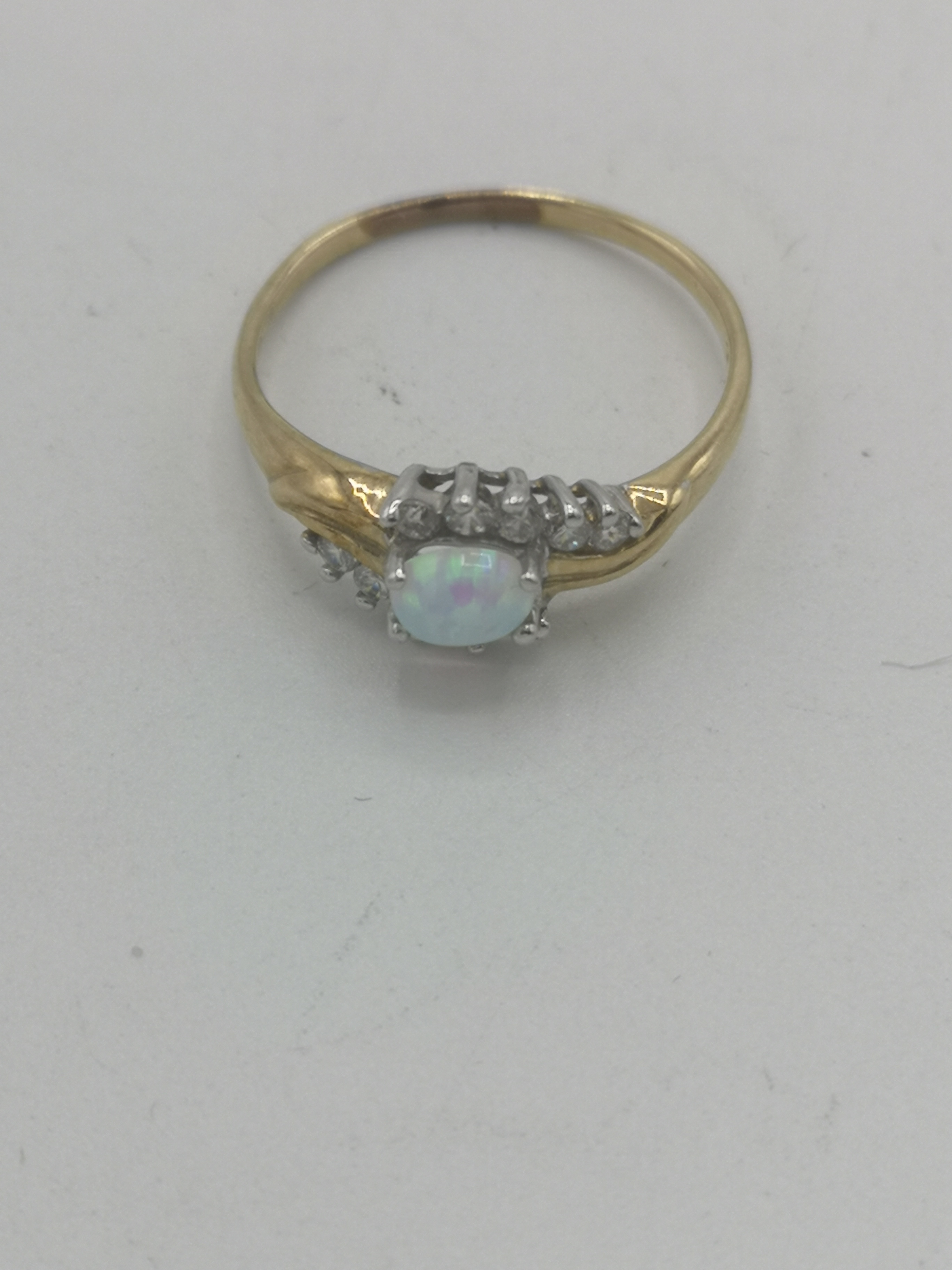 Eight 9ct gold rings - Image 2 of 22