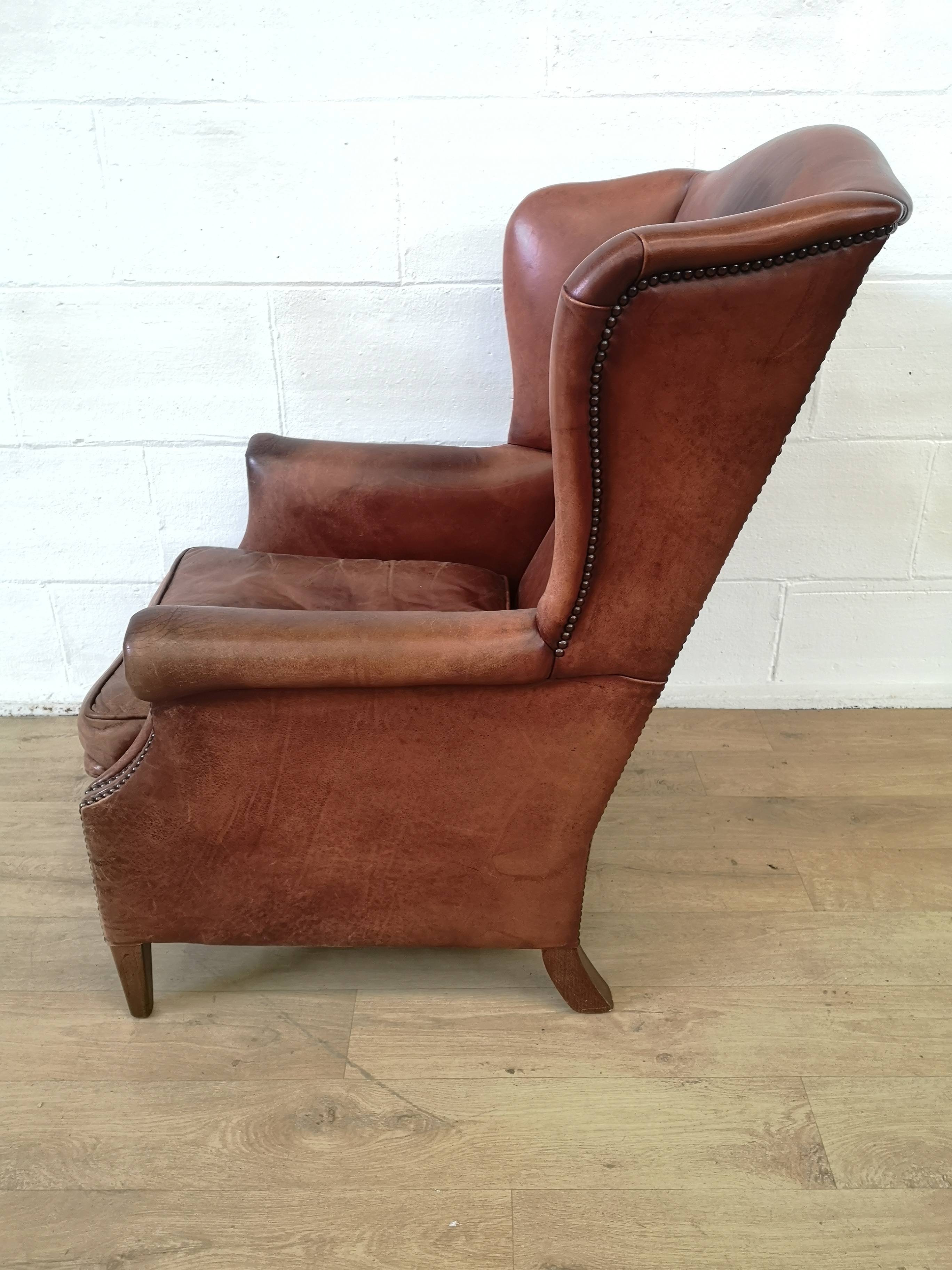 Leather style wingback armchair - Image 5 of 6