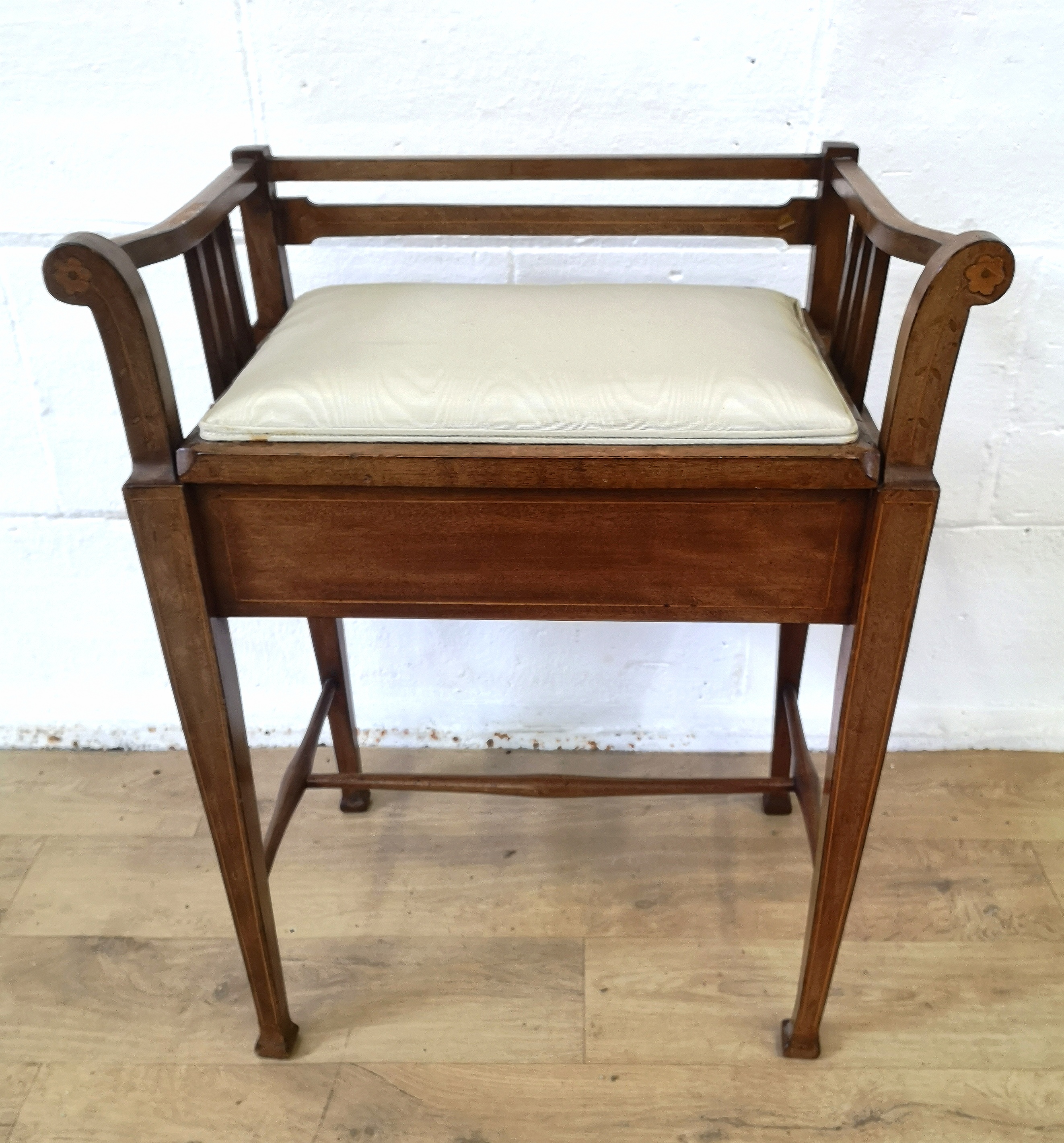 Regency style mahogany piano stool