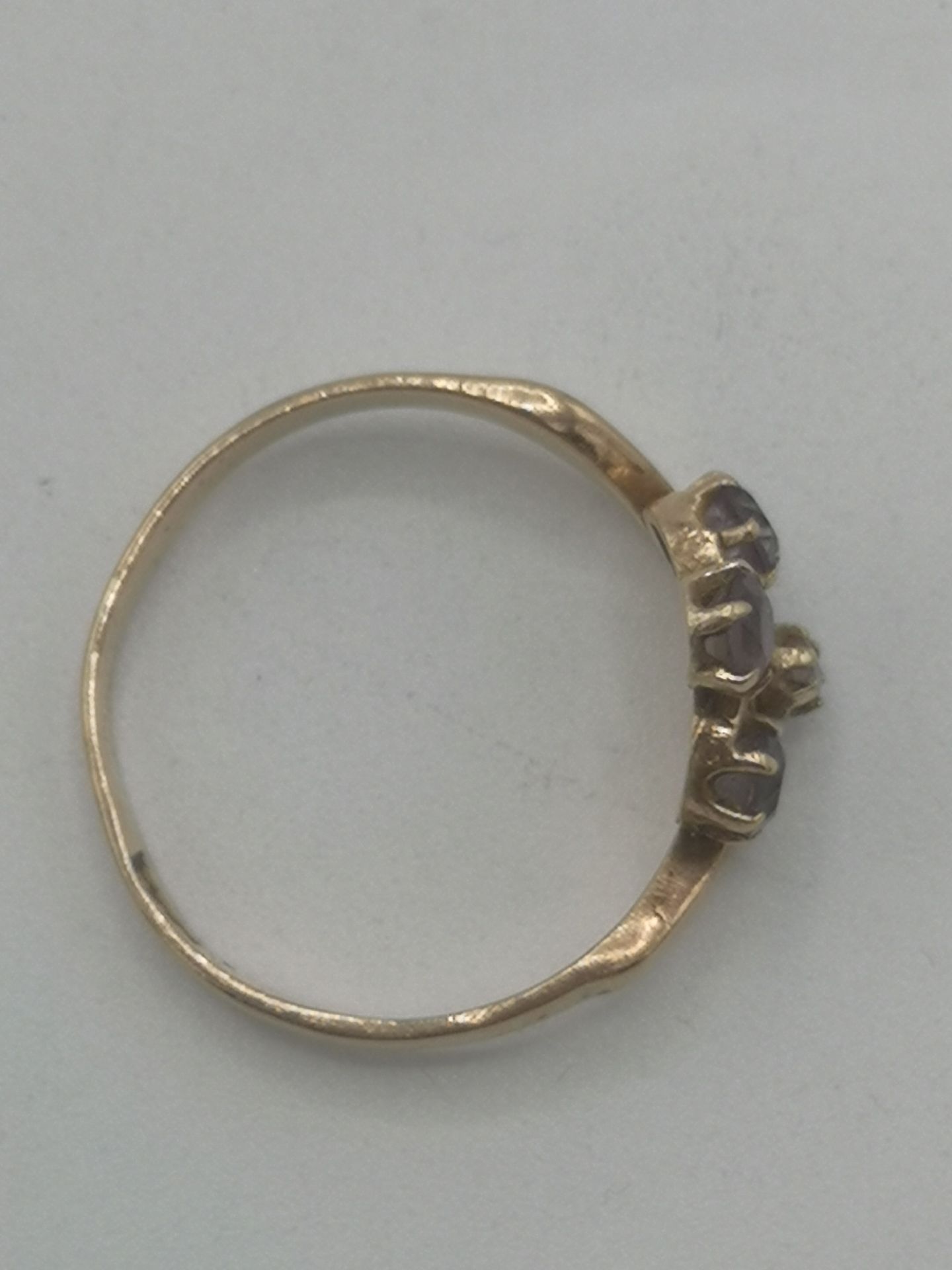 Eight 9ct gold rings - Image 17 of 22