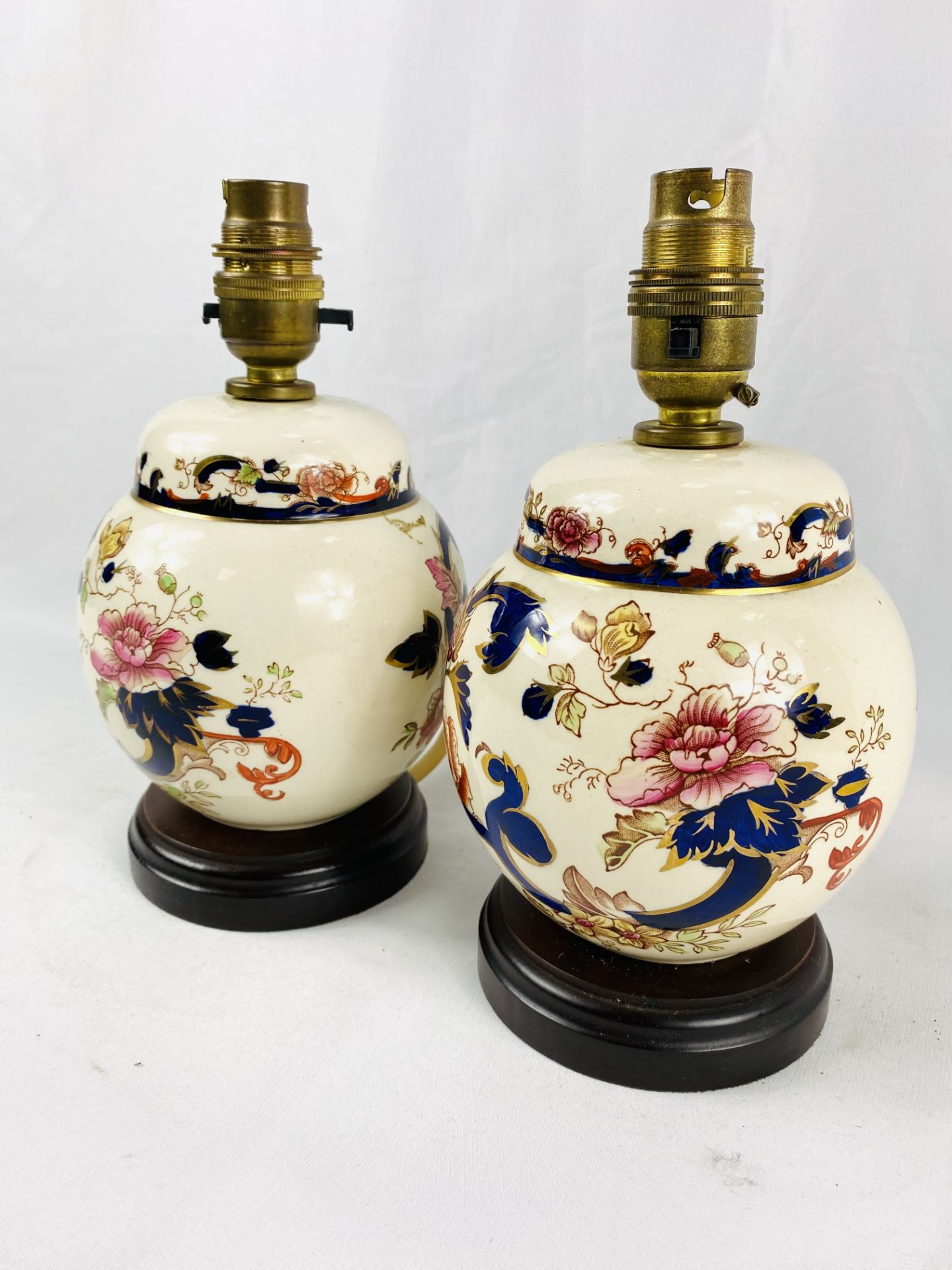 Two porcelain table lamps - Image 3 of 3