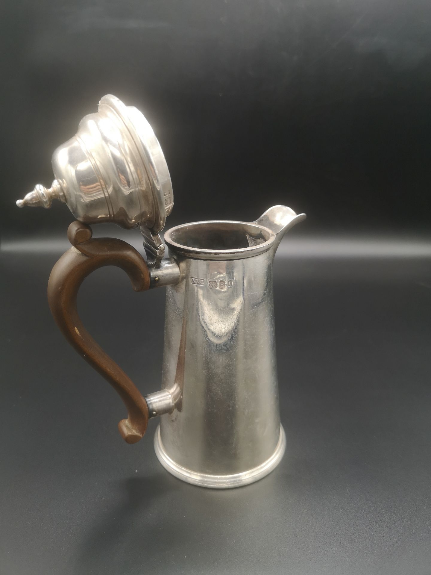 Catchpole and Williams silver coffee pot - Image 4 of 7