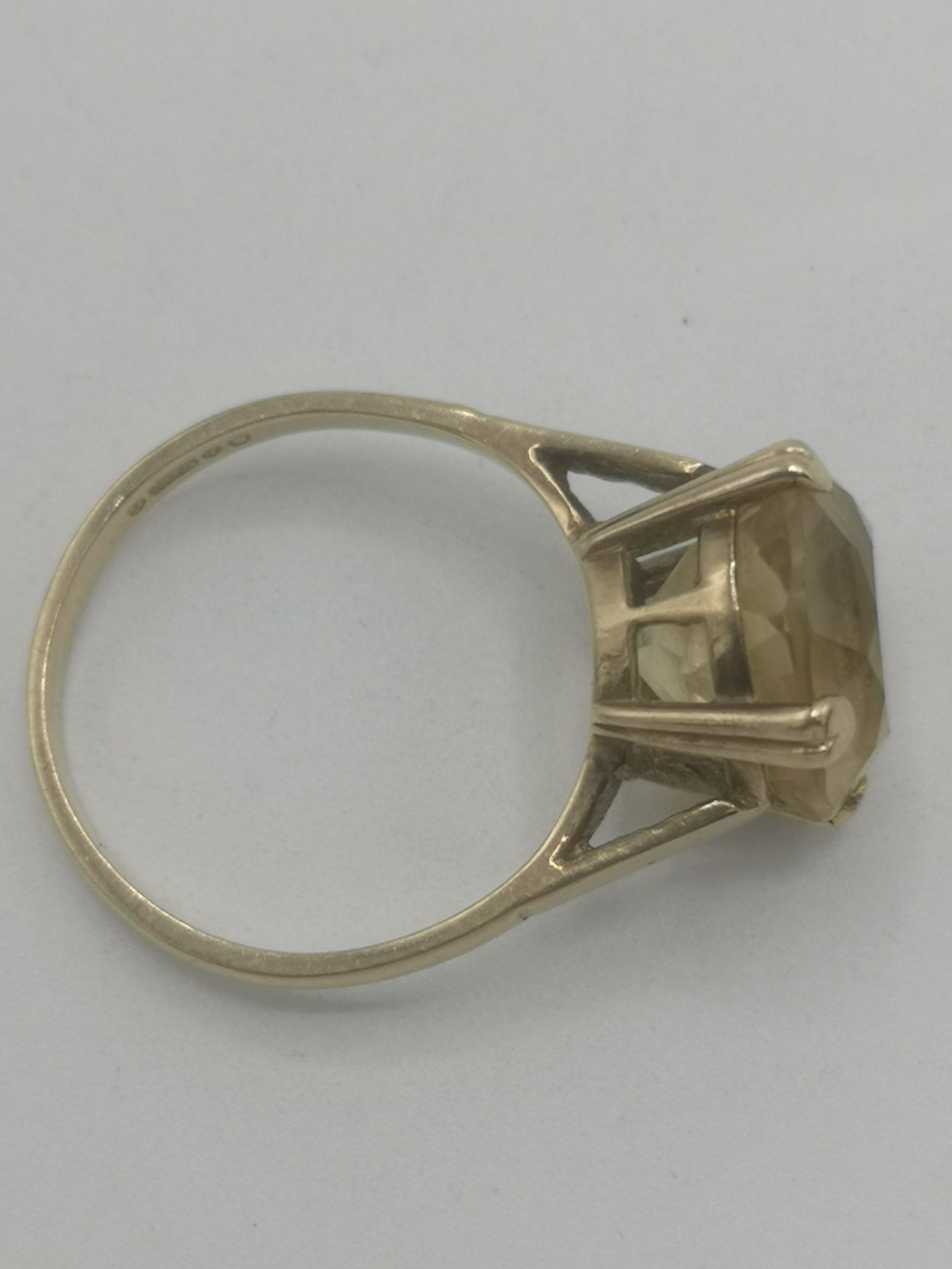 Eight 9ct gold rings - Image 8 of 22