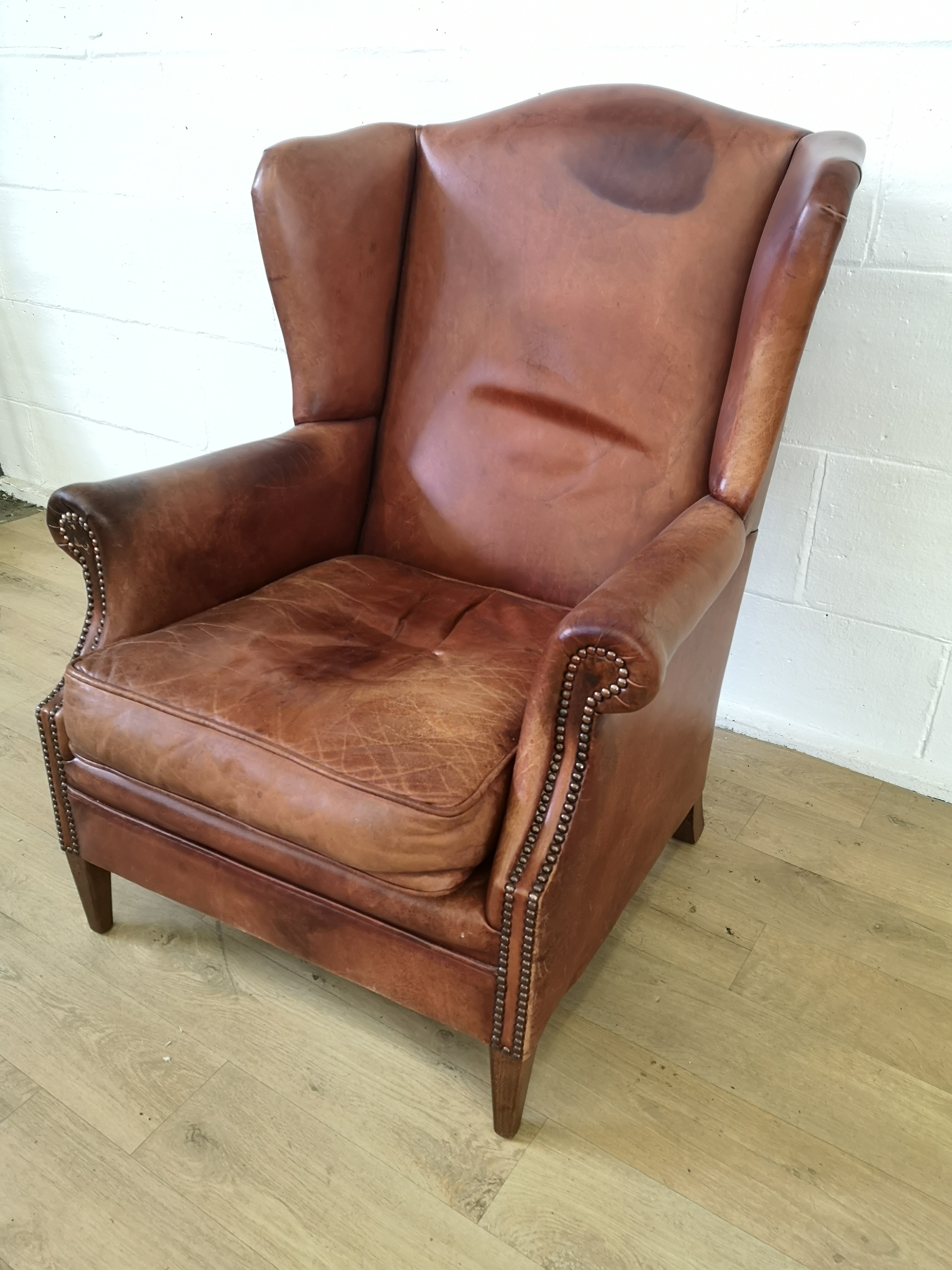 Leather style wingback armchair - Image 4 of 6