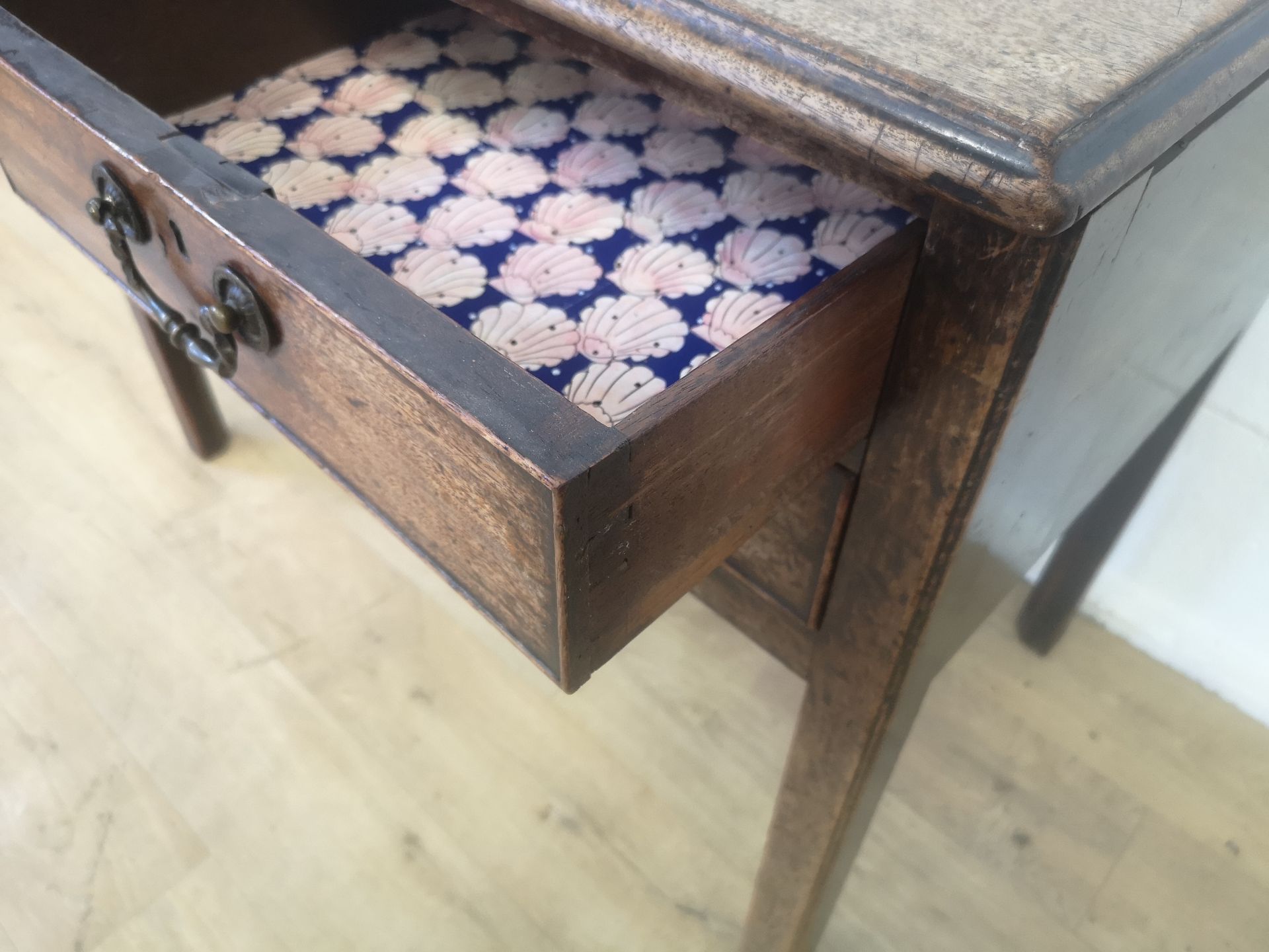 Victorian mahogany lowboy - Image 5 of 6