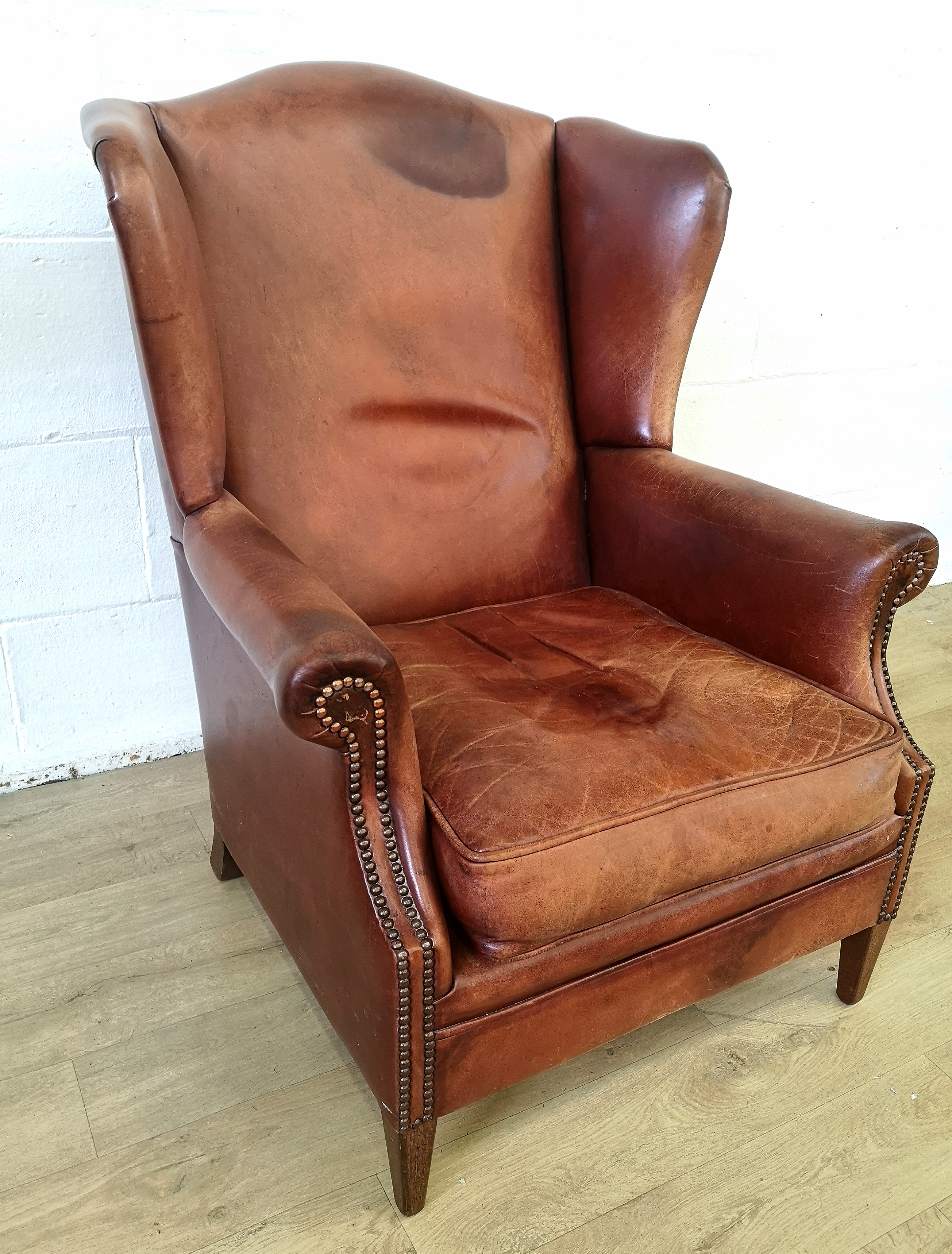 Leather style wingback armchair - Image 3 of 6