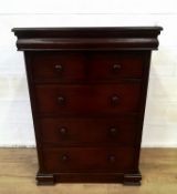 Mahogany chest of drawers