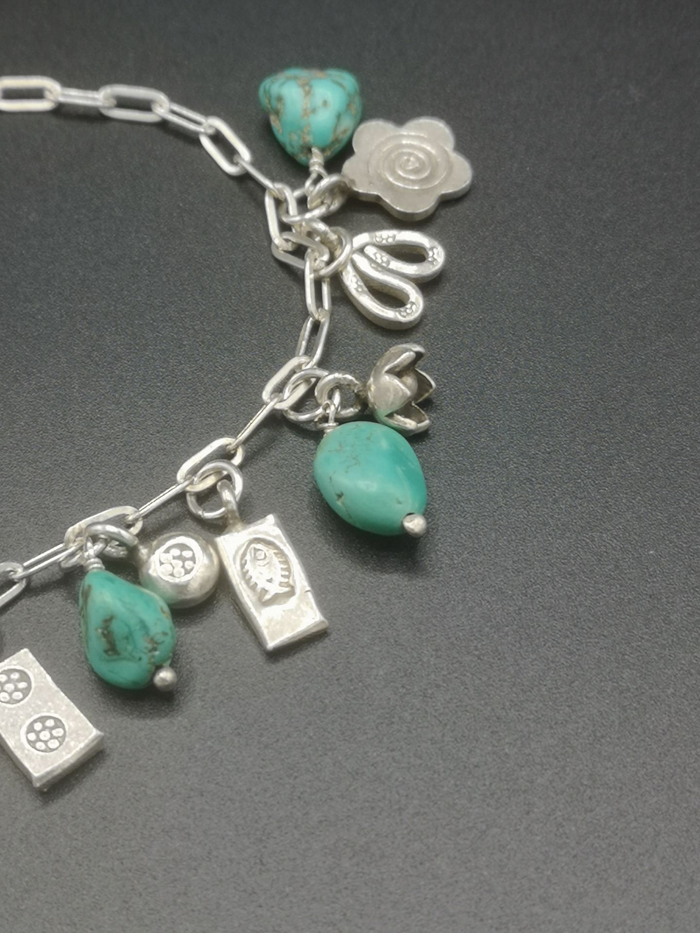Silver and turquoise charm bracelet - Bild 2 aus 4